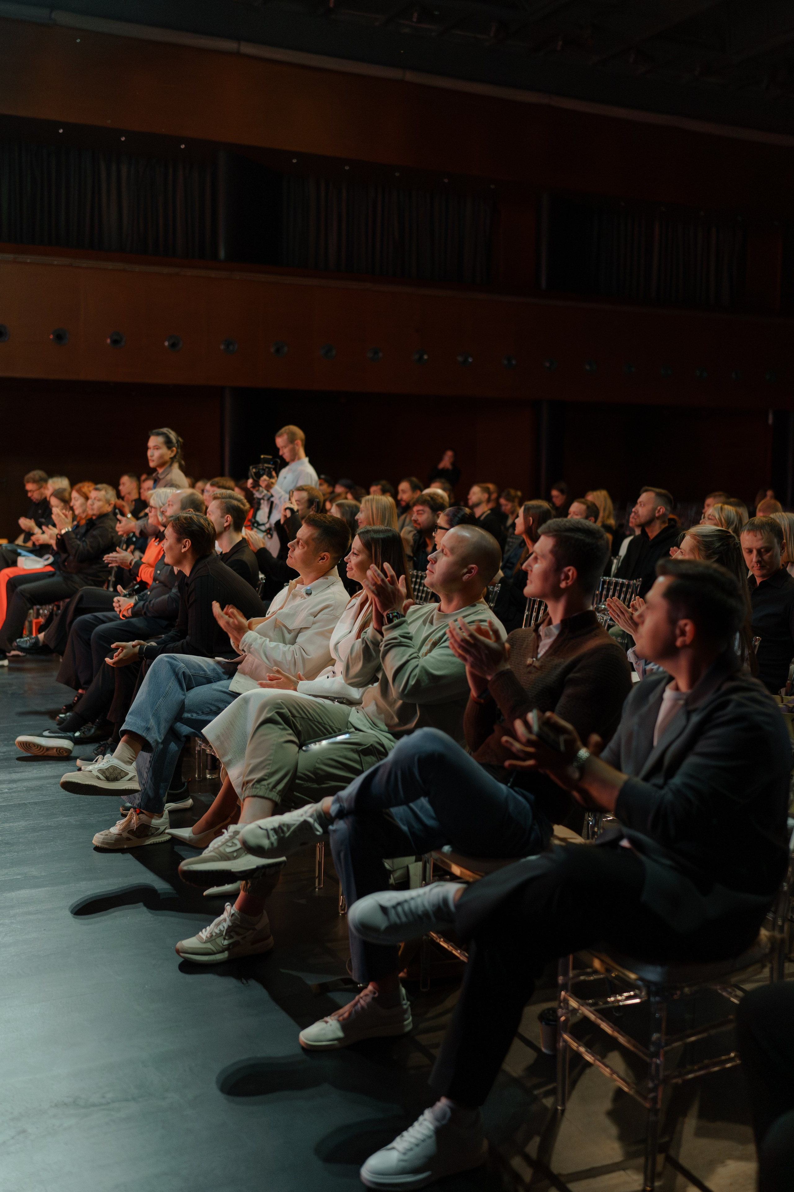 Фотограф репортажный на конференцию/форум в Москве. Репортажный фотограф в Москве Саша Дружинина