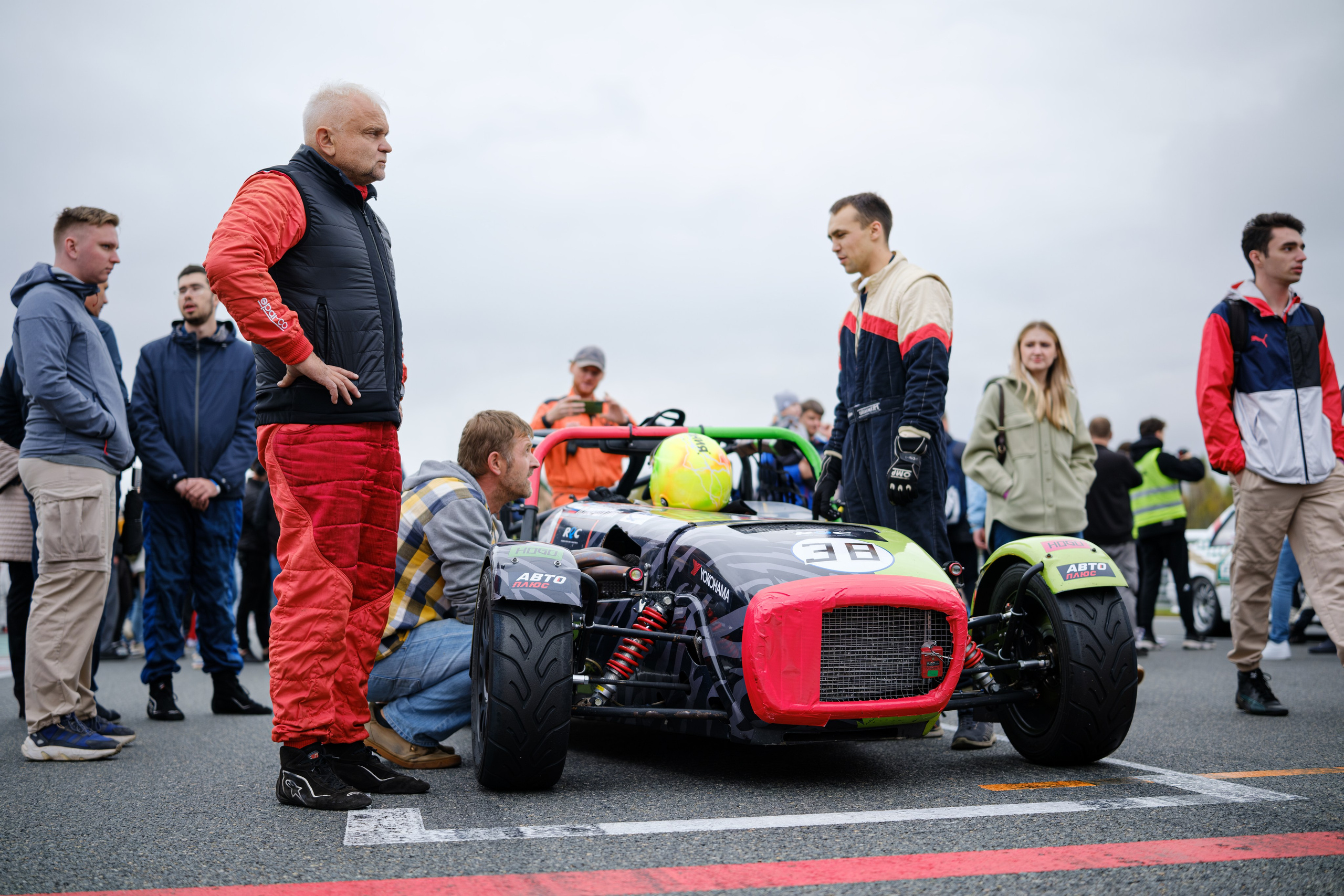 Российская серия гонок на выносливость. Авто и мотоспорт — фотограф Антон Медведев iCoguar