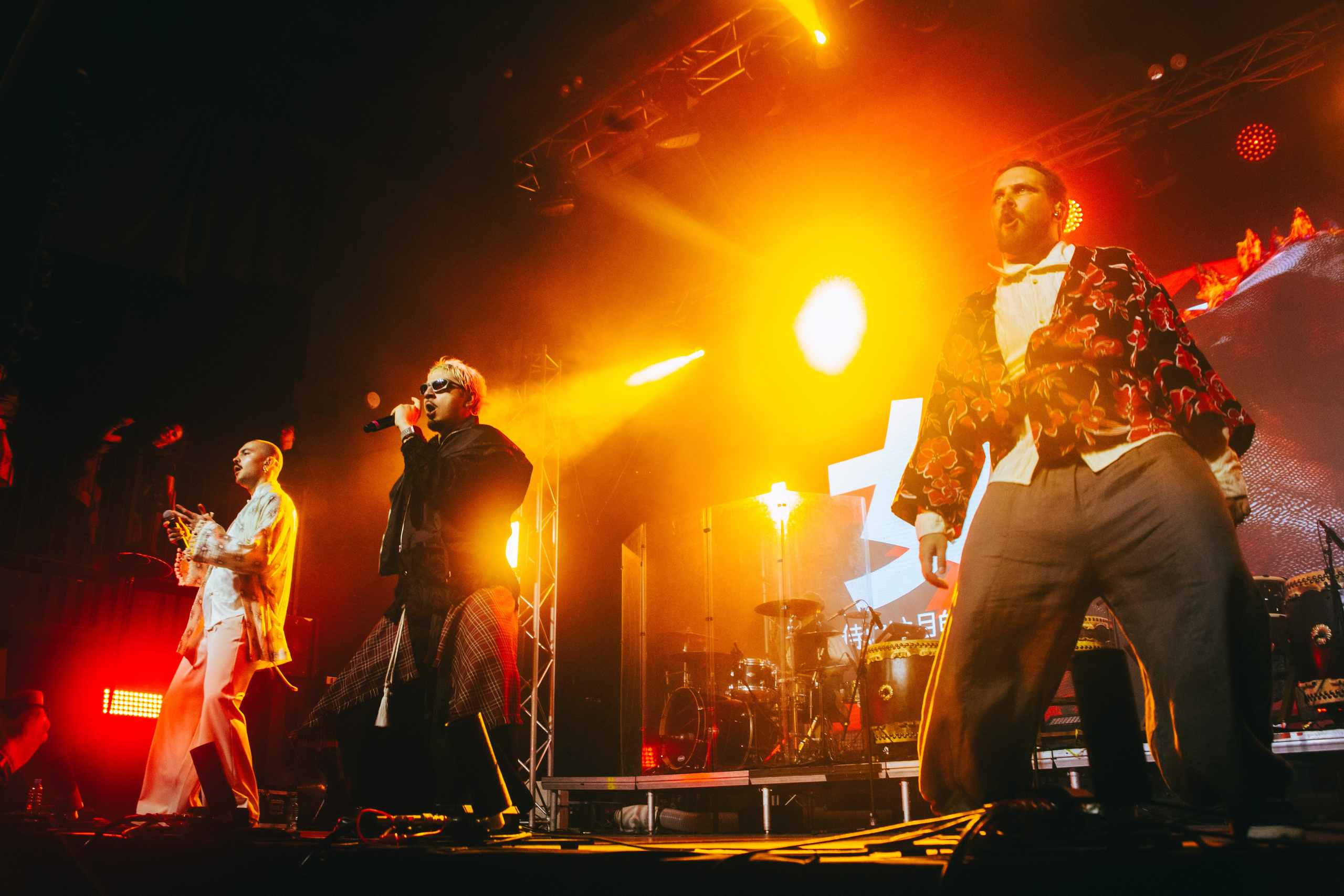 SQWOZ BAB. Фотограф из Санкт-Петербурга Валерия Ленских