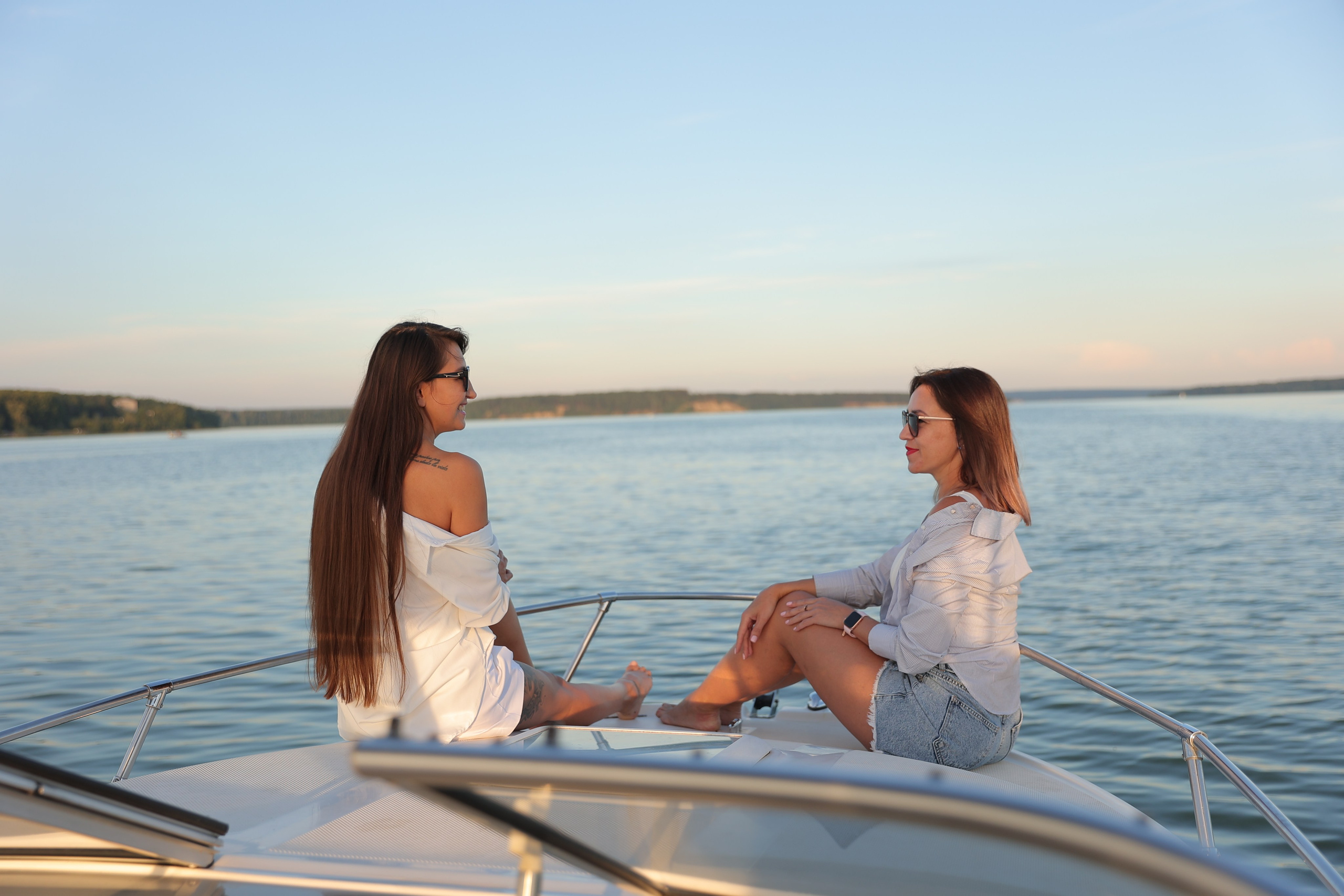 Прогулка на катере август 2024. Фотограф Алина Ионычева в Новосибирске