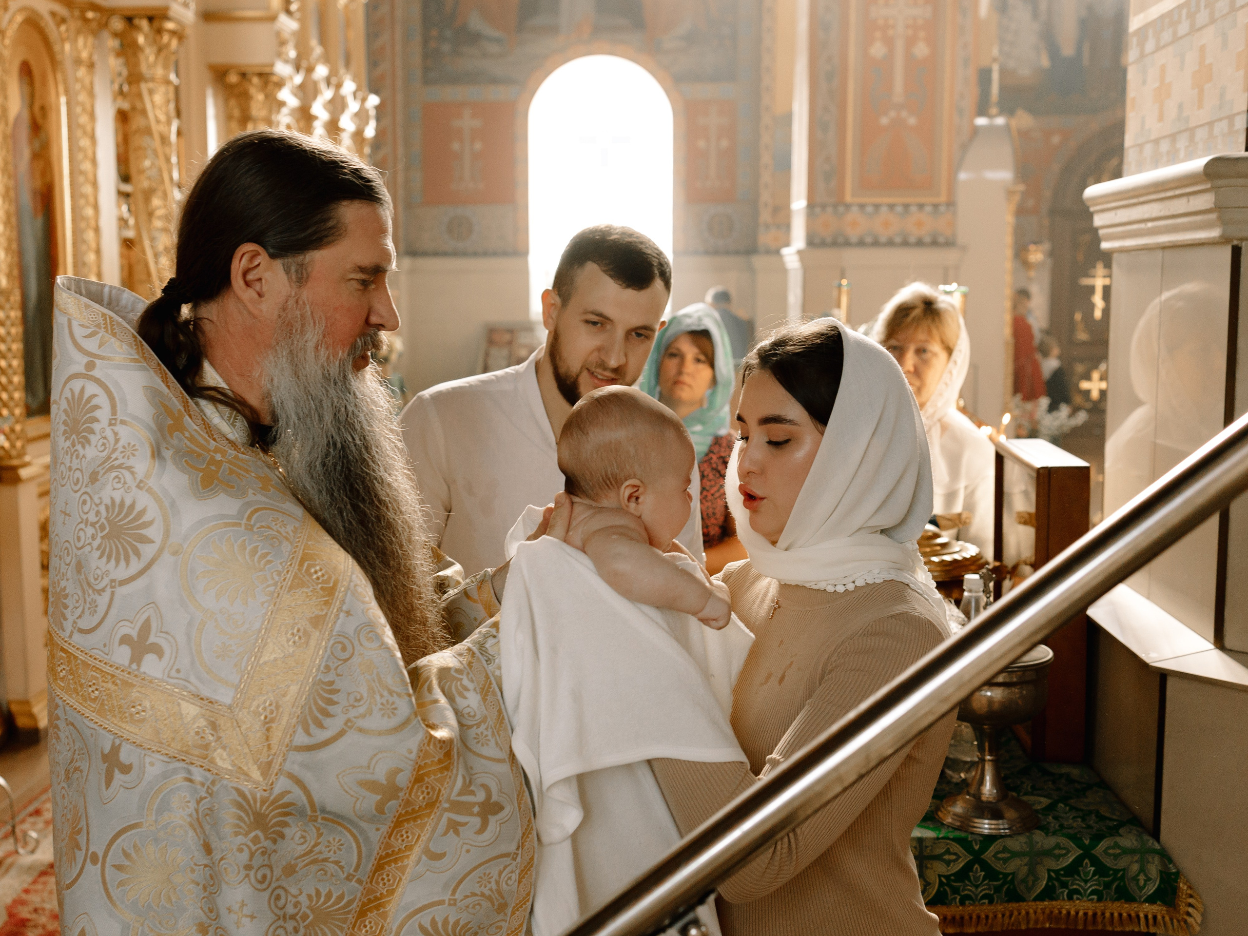 Таинство крещения Миланы. Семейный фотограф в Краснодаре Храмова Анна