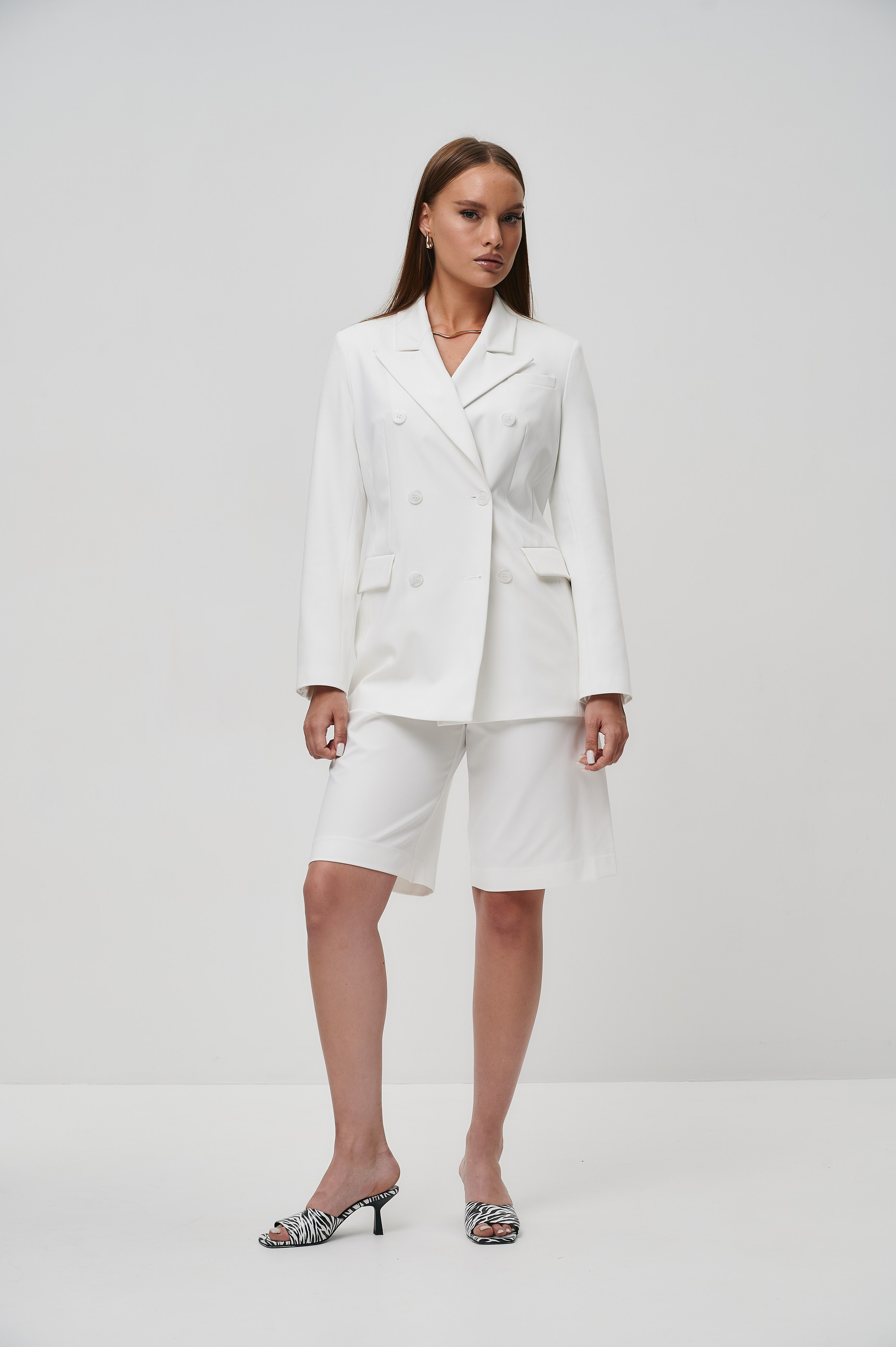 Каталог одежды. Контент фотограф в Саратове и Москве Дима Савельев