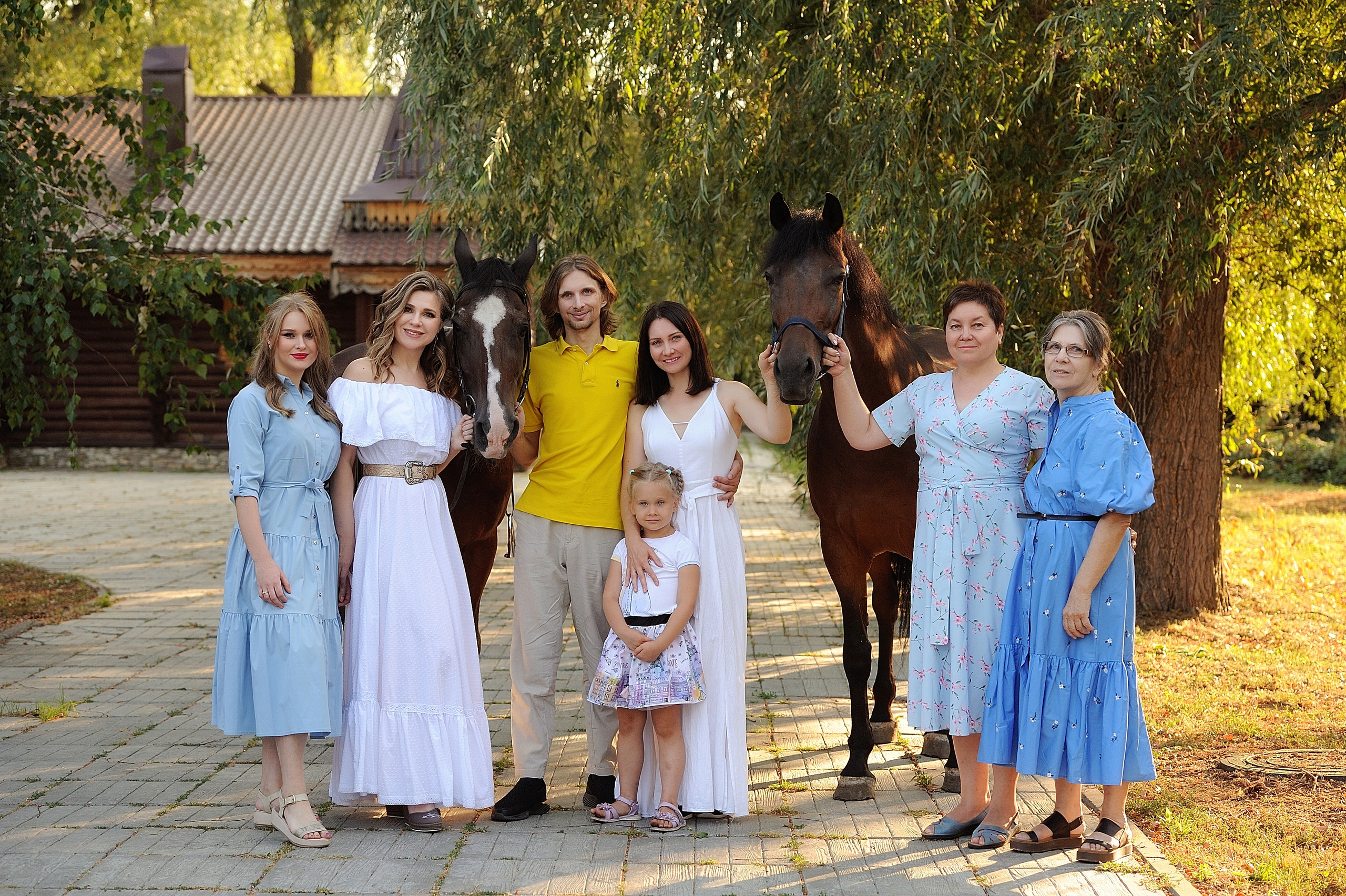 Семейная фотосессия с лошадьми. Свадебный и семейный фотограф в Самаре Головань Наталья