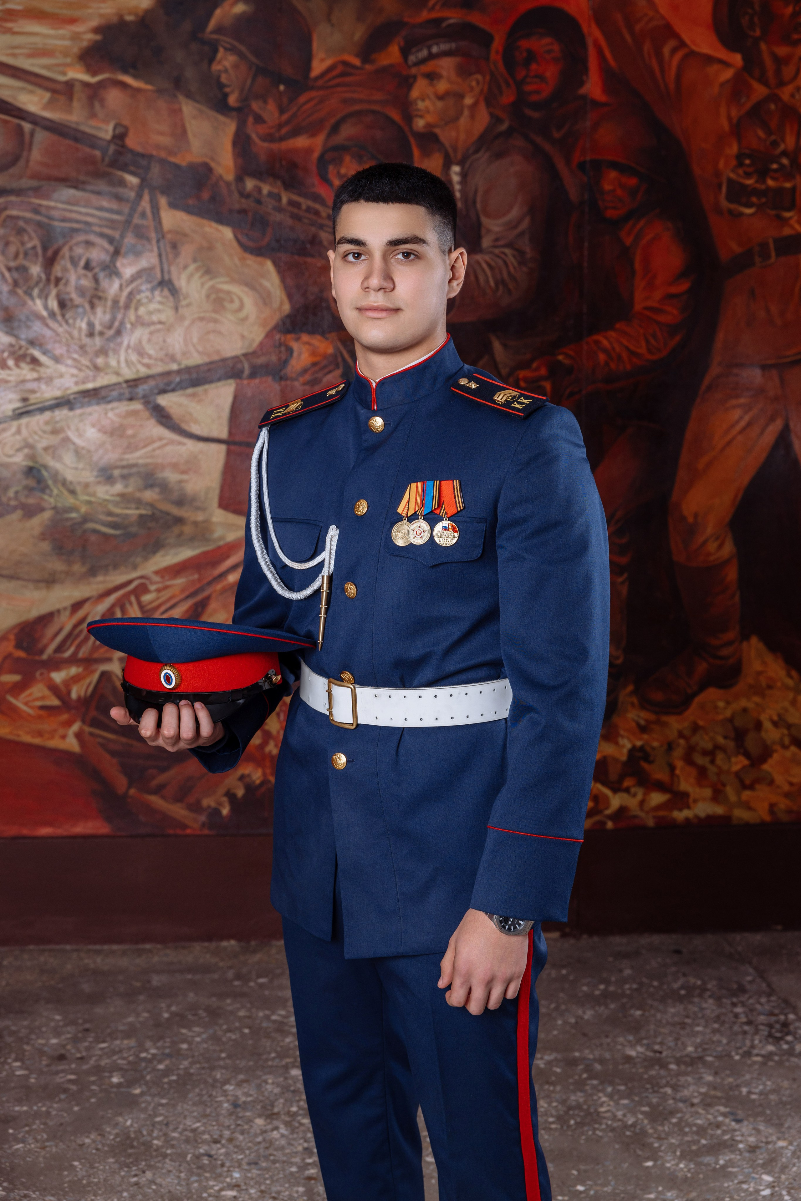 Старшая школа. Выпускные школьные фото­альбомы для школ и детских садов в Волгограде и Волжском