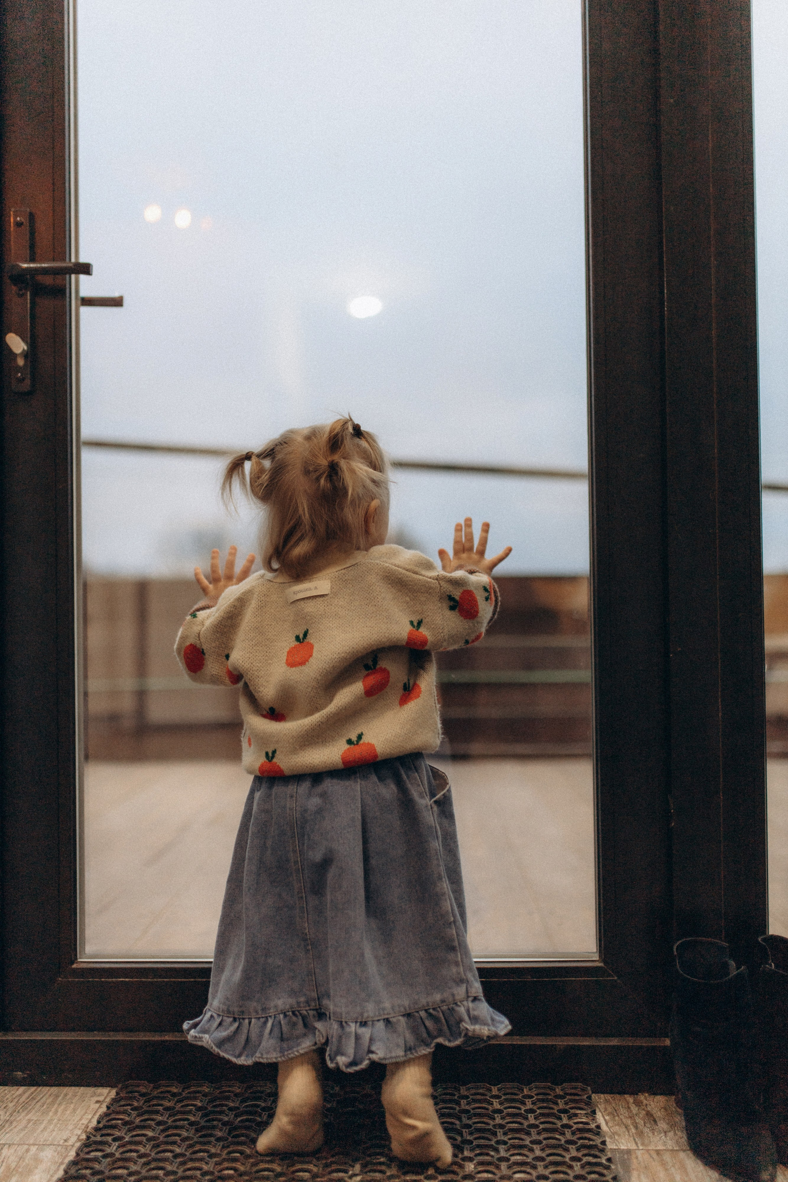 Алиса и мама. Семейный фотограф Губкин/Старый Оскол