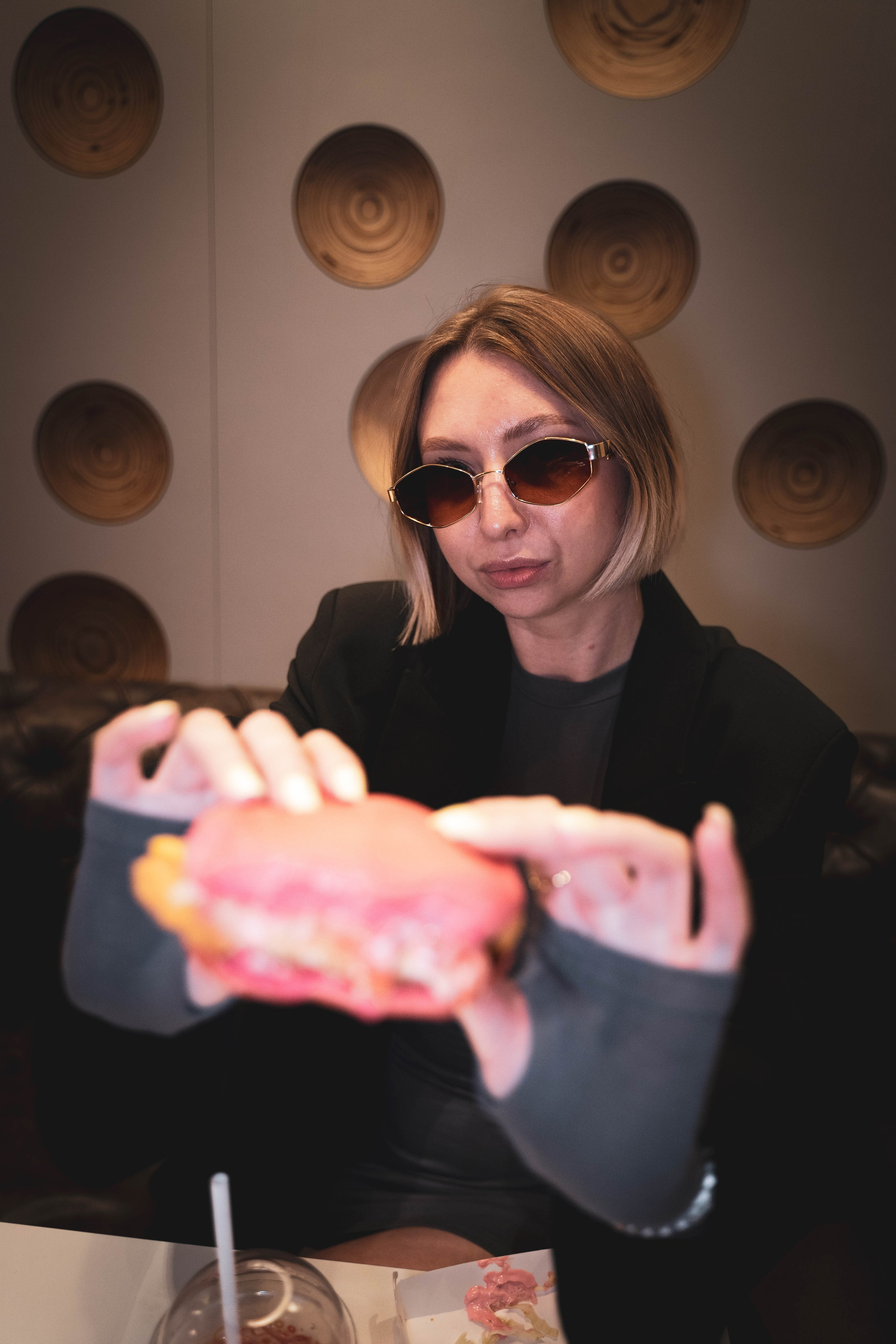 Макдональс ПОВ. Видео и Фото