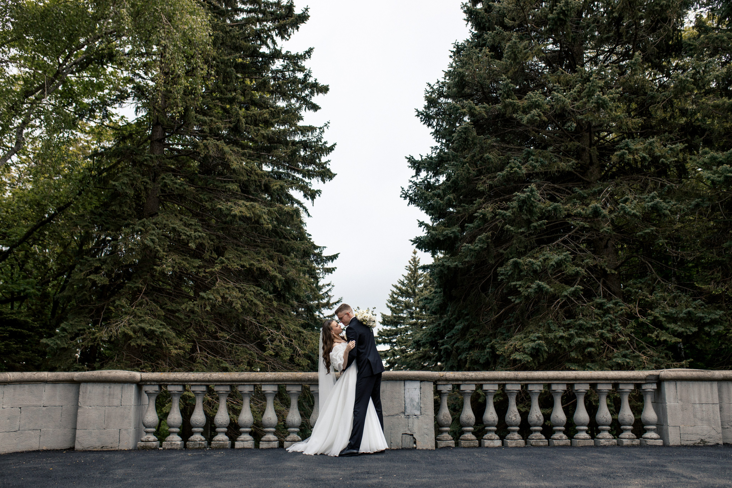 Свадебные съемки. Fashion и контент-фотограф в Москве Антон Попелнуха