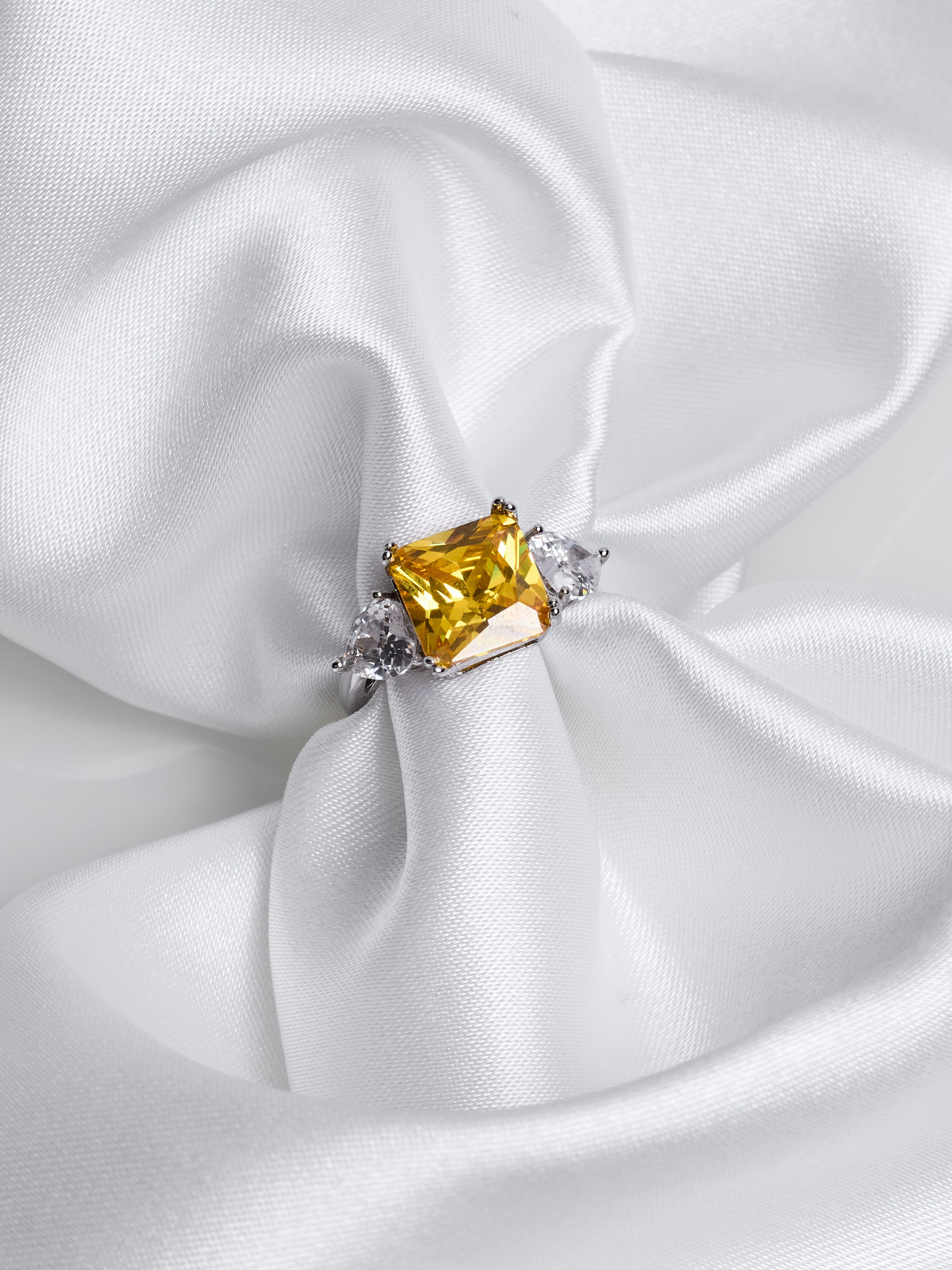 Украшения. Коммерческий фотограф Дарья Горбачева