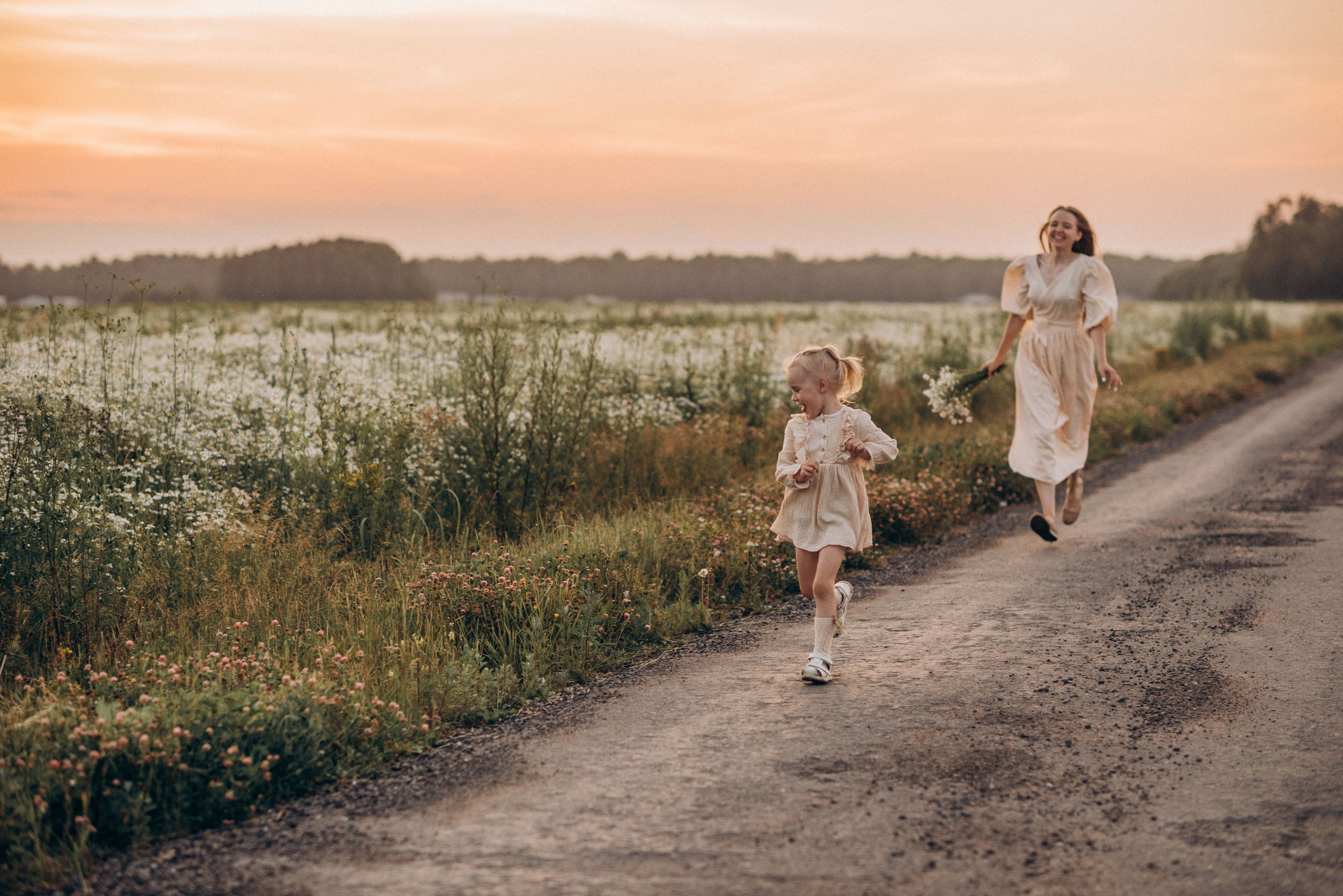 Закат в ромашках. Семейный фотограф в Домодедово и Москве Елена Пичугина