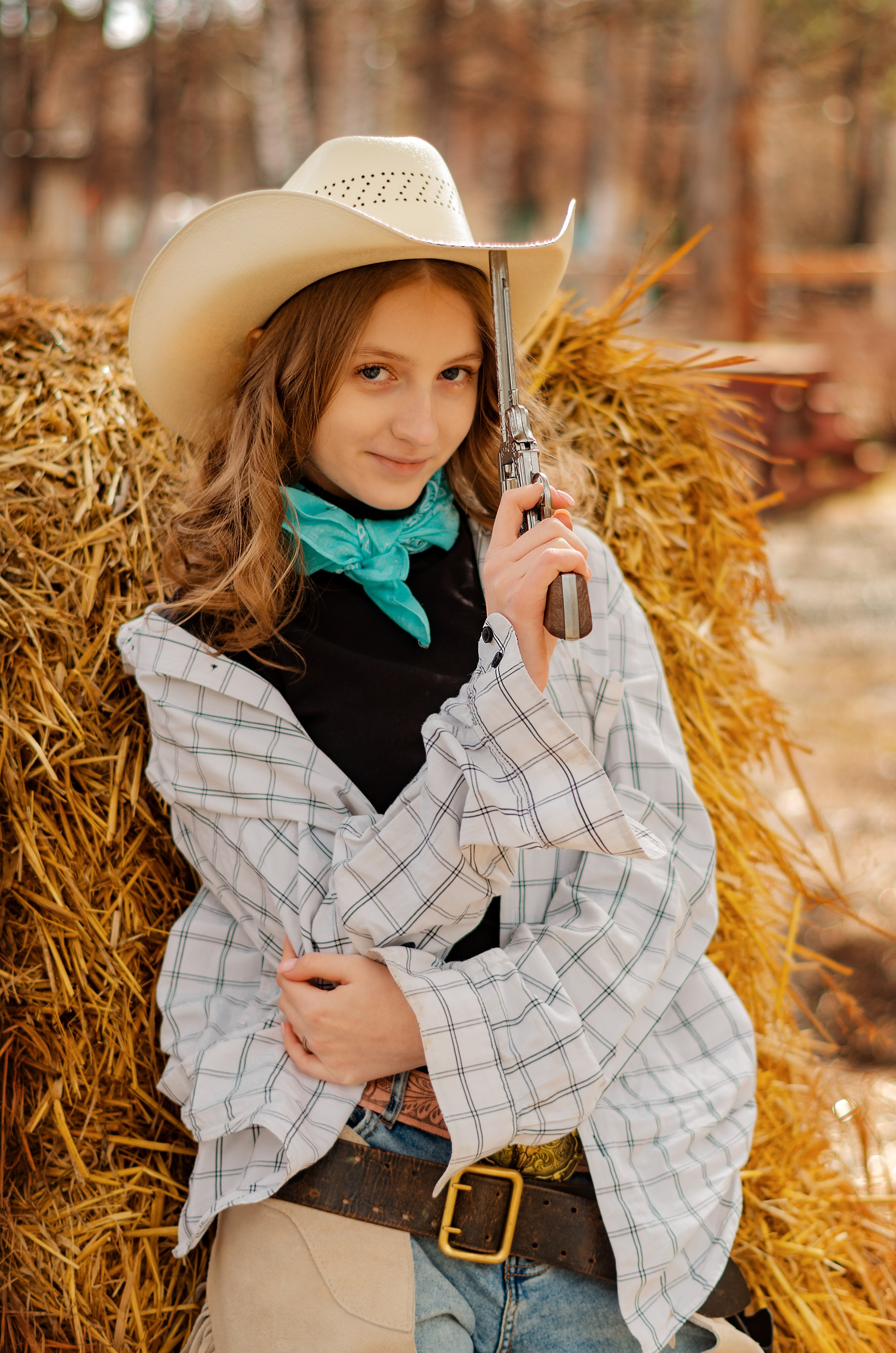 Ковбойская девчонка. Фотограф Марина Доглядная Челябинск фотосессии с лошадьми, мотоциклами