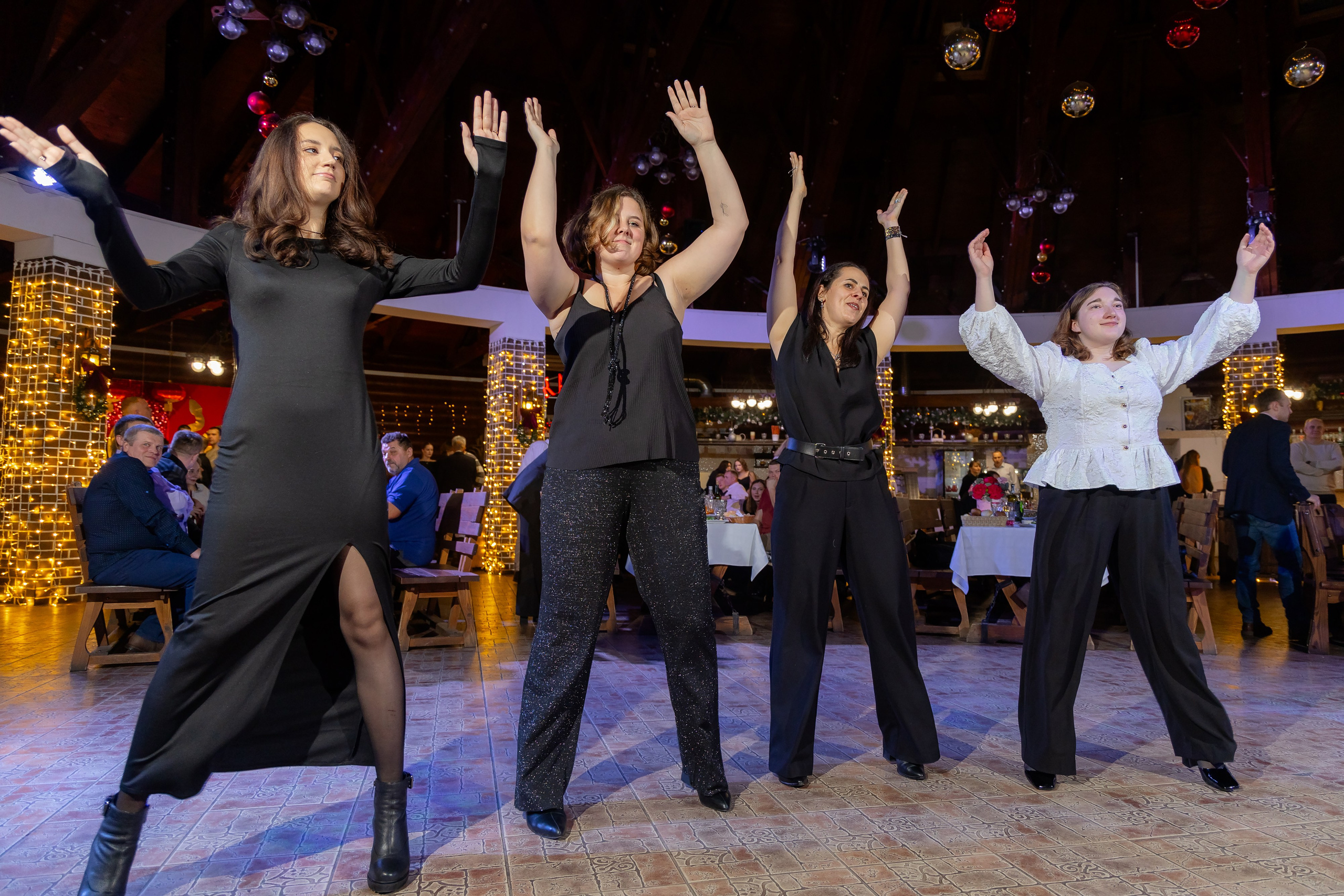 Корпоративная новогодняя съемка для логистической компании ИТА. Свадебный фотограф в Минске/Беларуси Сергей Спиридонов