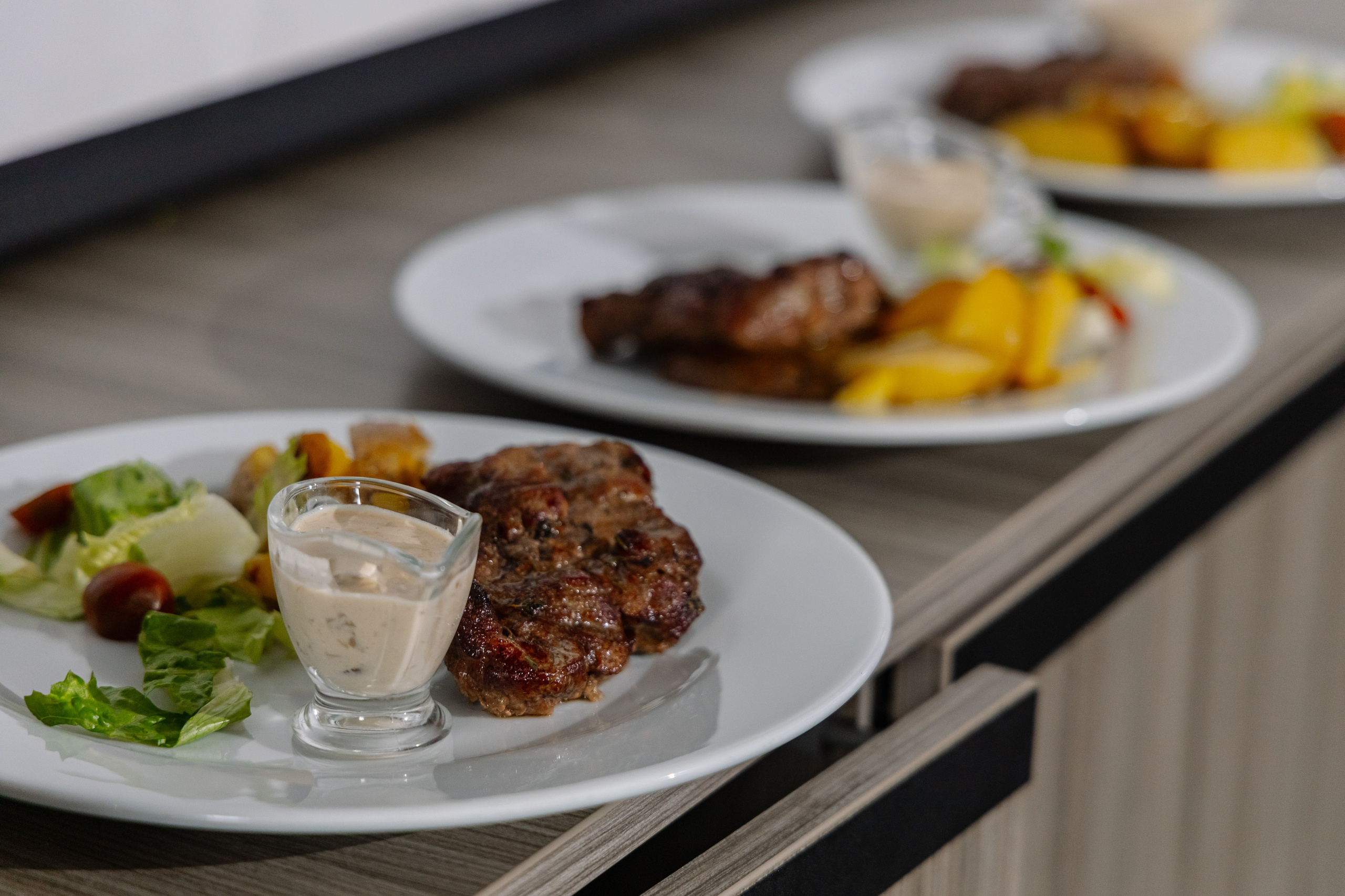 Фотосъемка юбилея в кафе BALDENINI в Минске. Свадебный фотограф в Минске/Беларуси Сергей Спиридонов