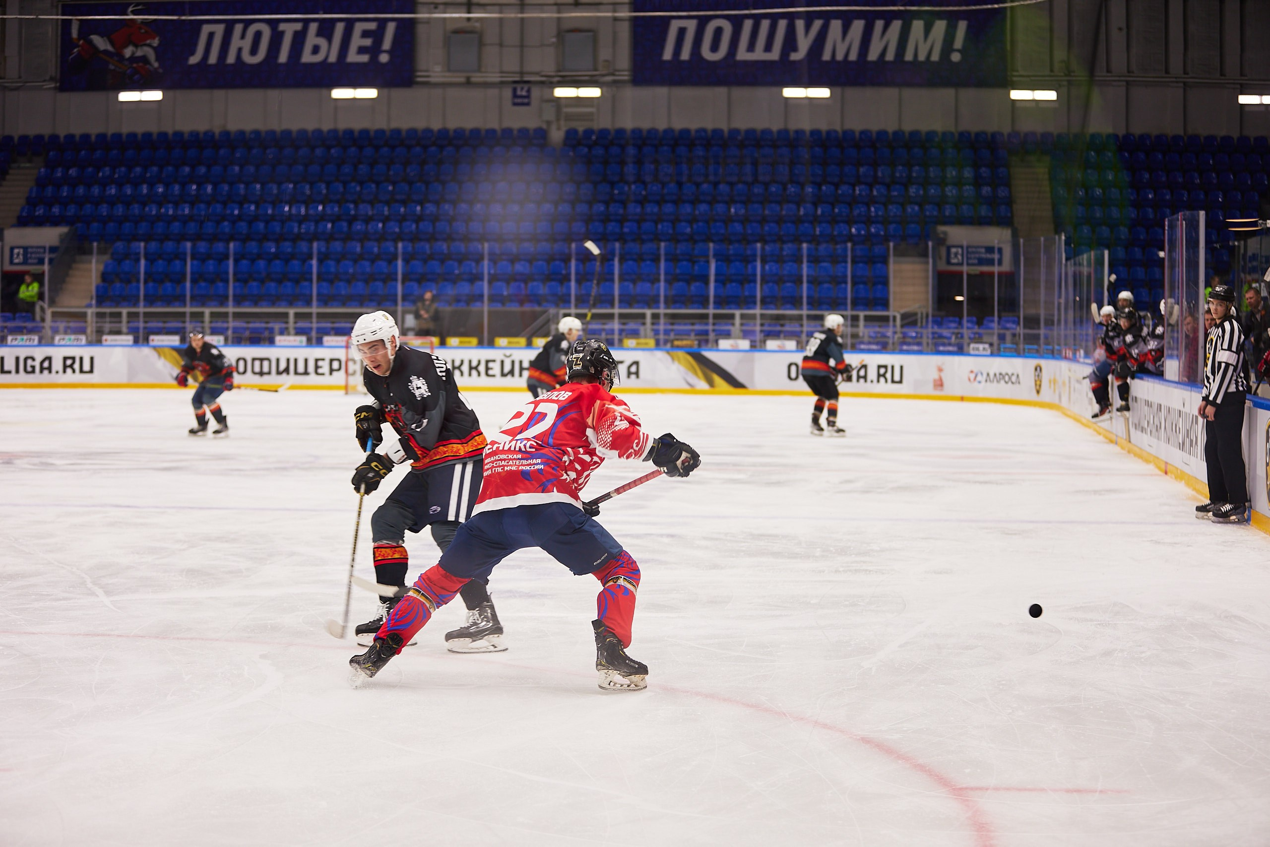 Репортаж. Офицерская хоккейная лига 2025 год. Спортивный фотограф Некрасов Денис