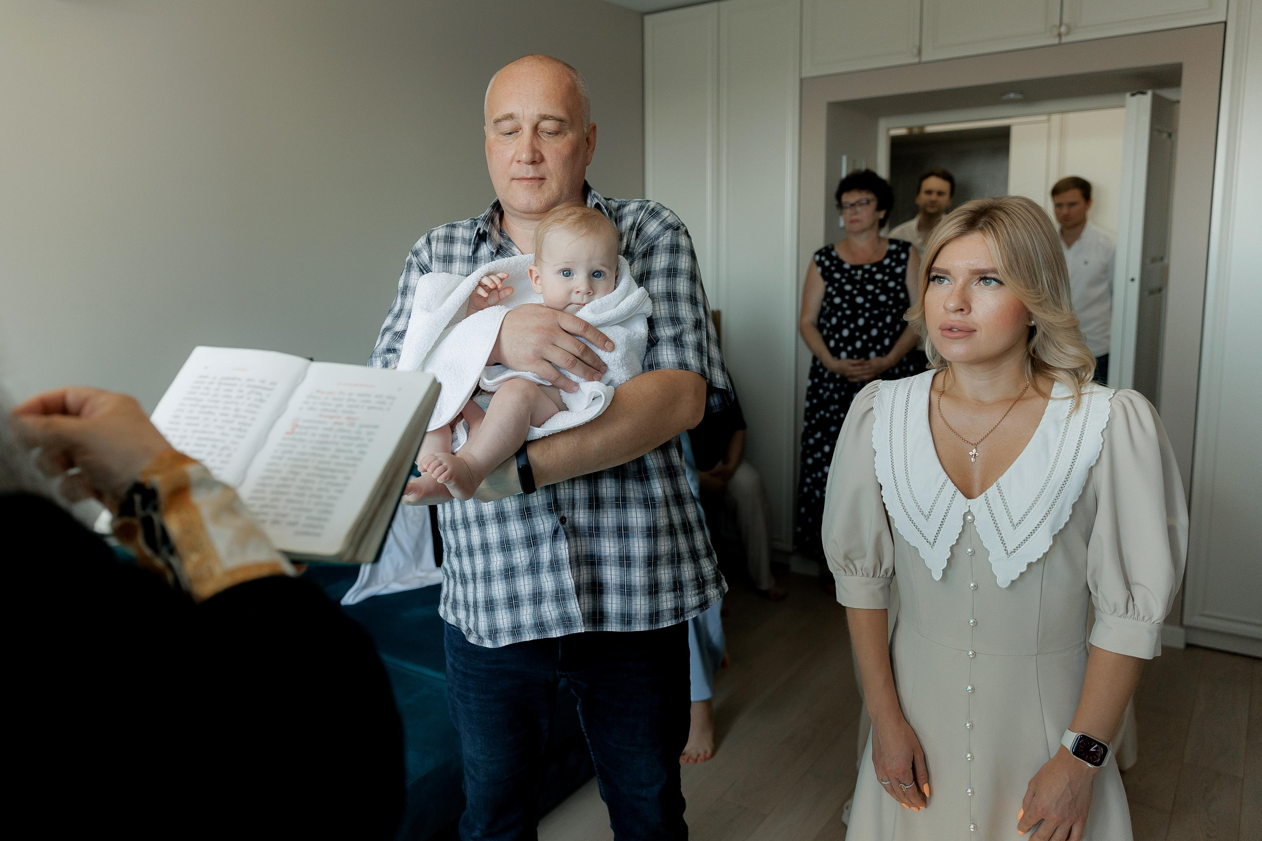 Елисей таинство крещения. Свадебный фотограф в Москве