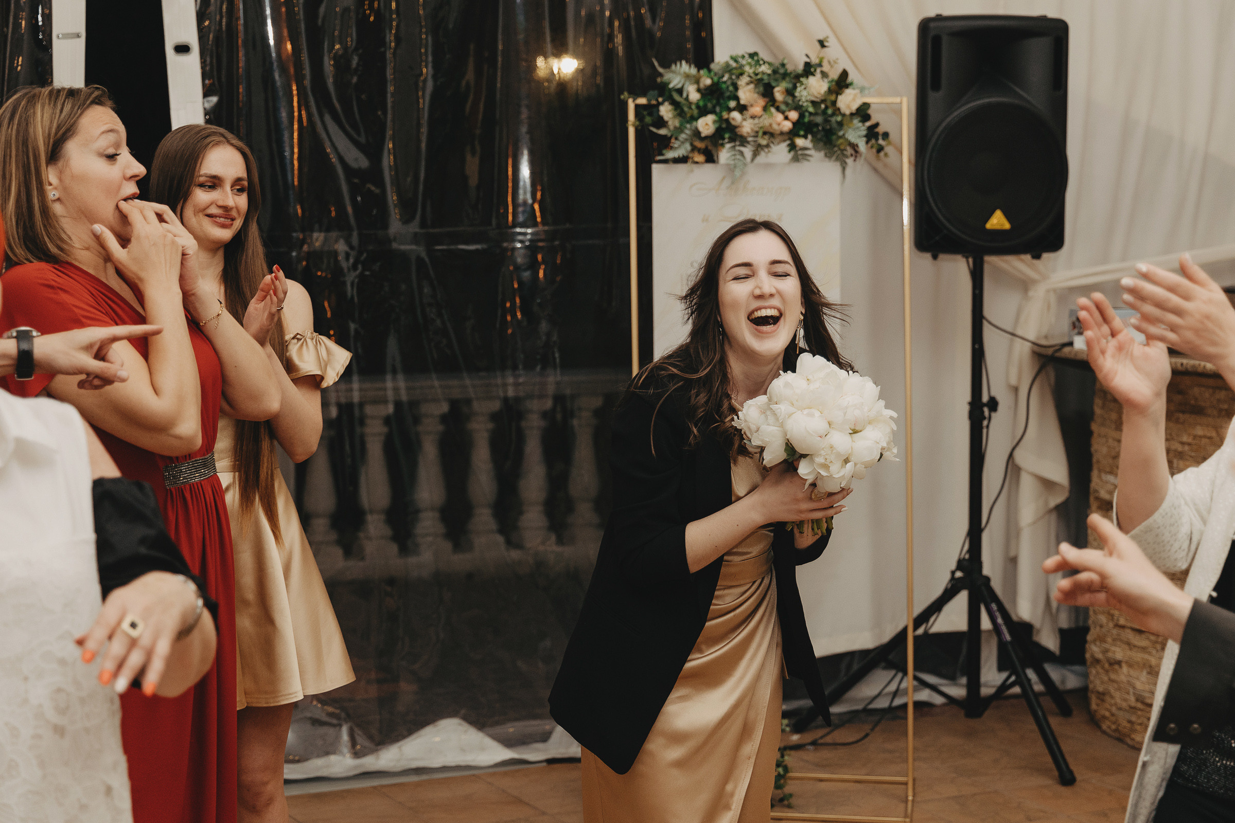 Саша и Даша. Свадебный фотограф и видеограф Дмитрий Горяченков