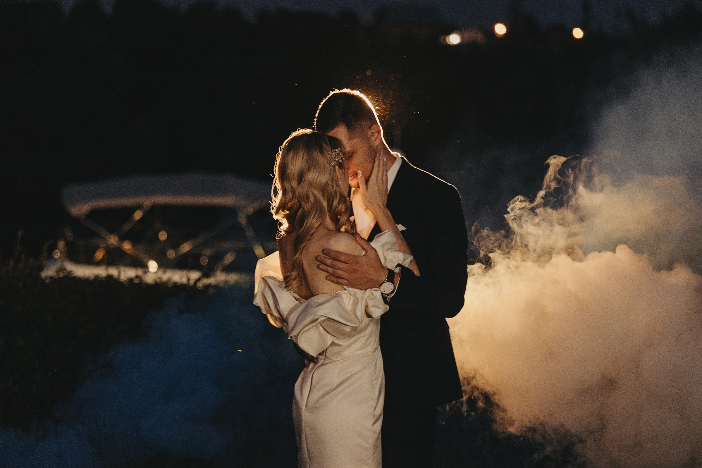 Саша и Даша. Свадебный фотограф и видеограф Дмитрий Горяченков