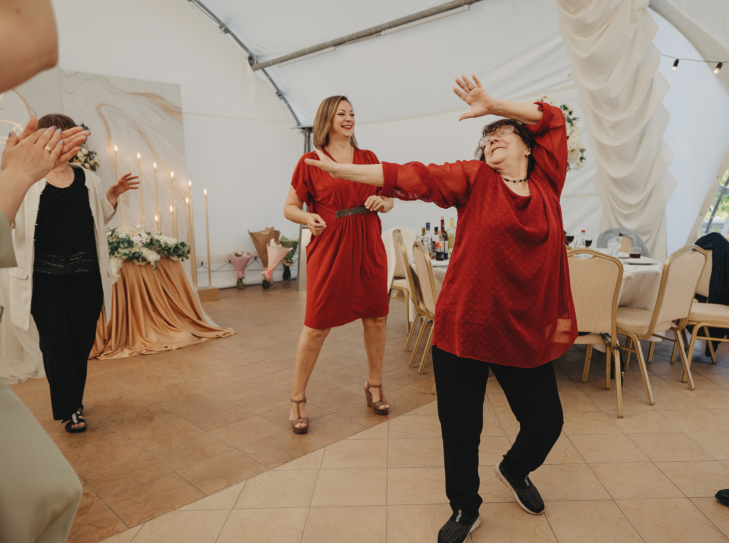 Саша и Даша. Свадебный фотограф и видеограф Дмитрий Горяченков