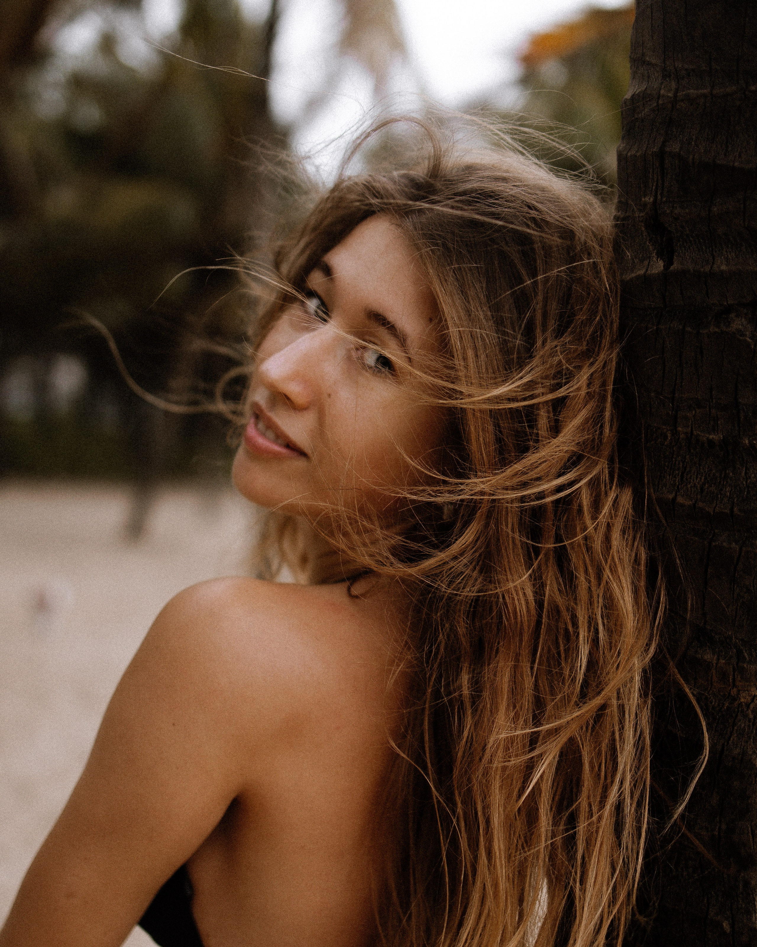 WOMAN. Фотограф Артём Культура
