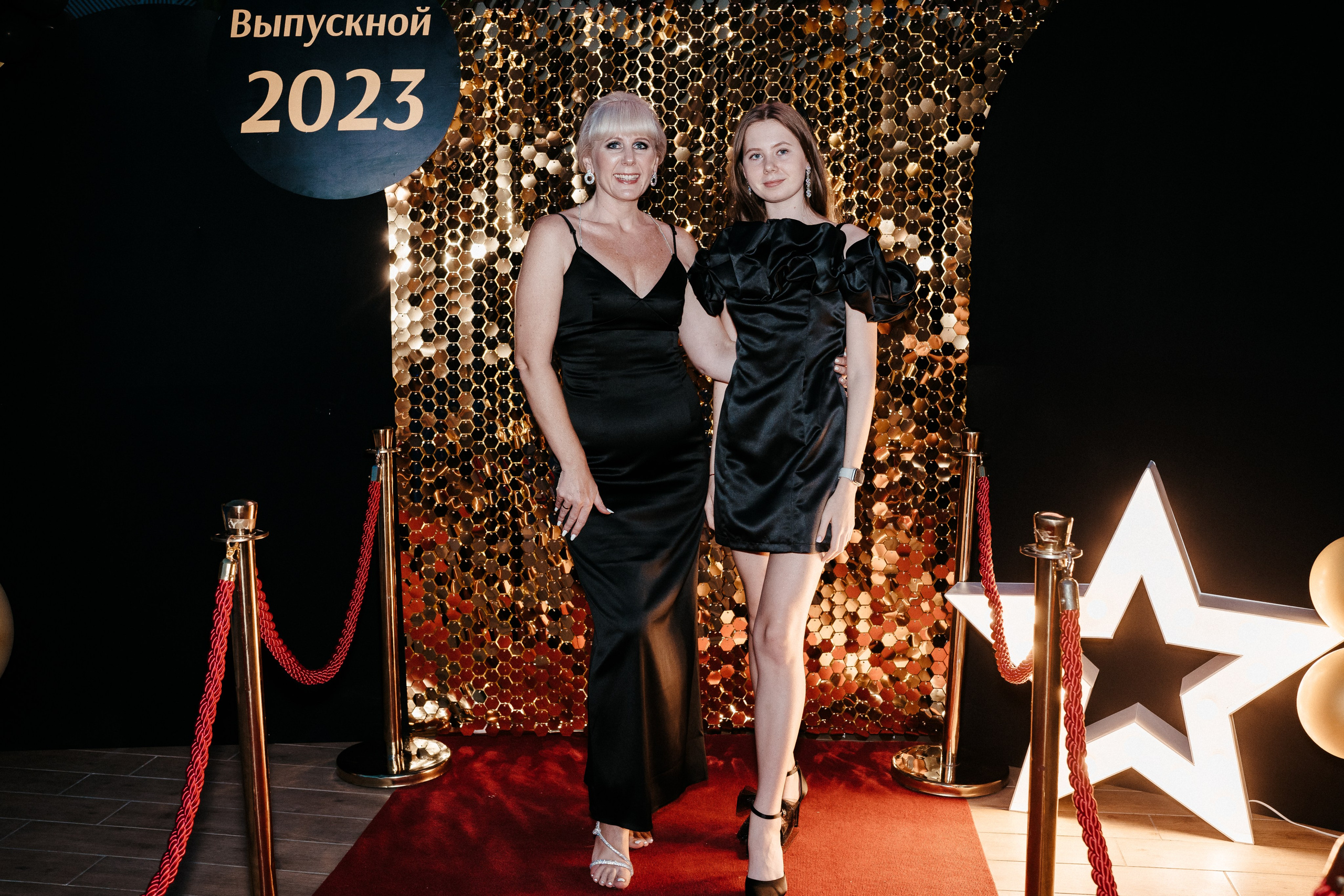 Выпускной «Ribiza». Свадебный фотограф в Симферополе