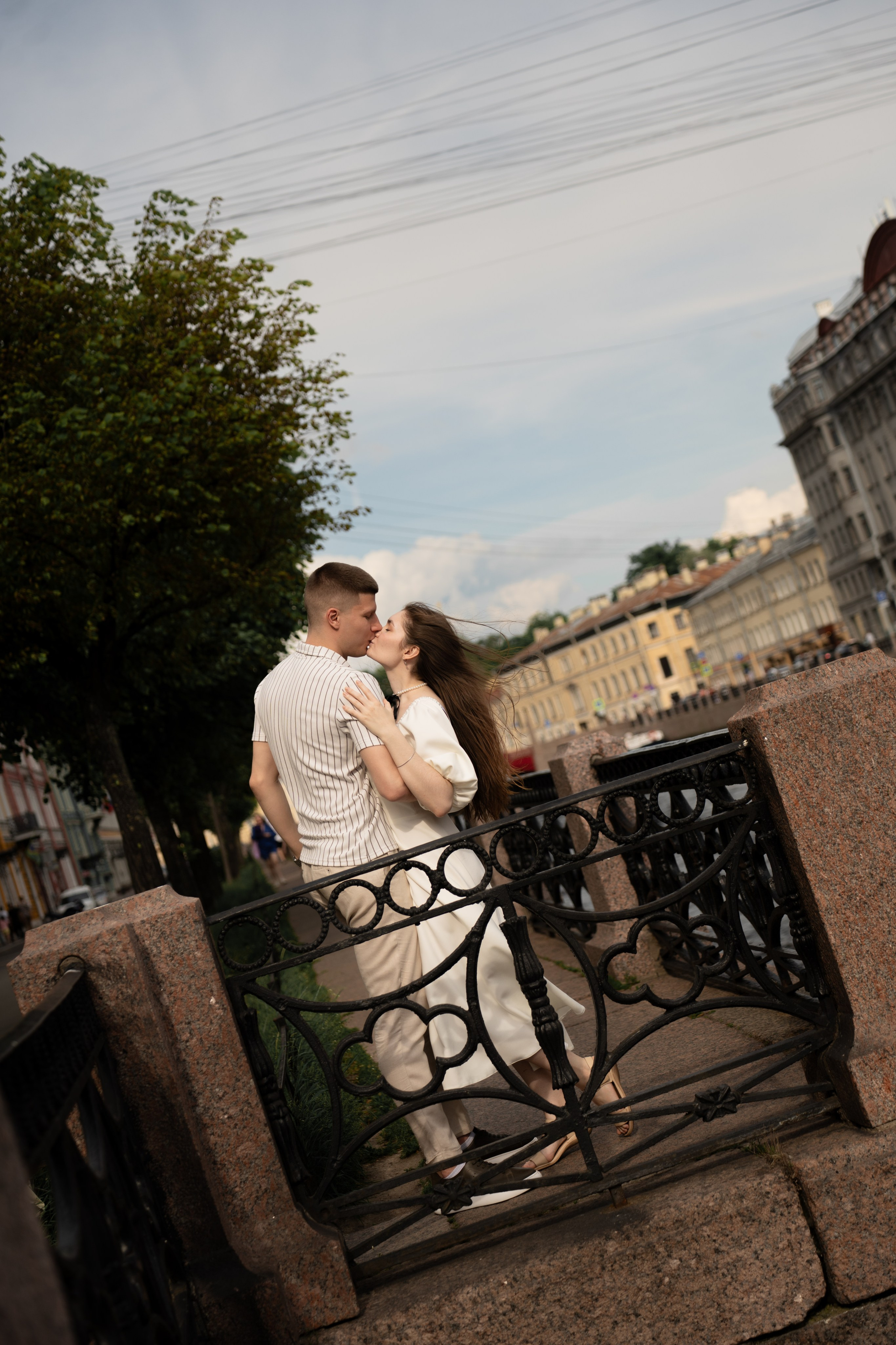 Иван и Алена Прогулочная фотосессия. Свадебный фотограф
