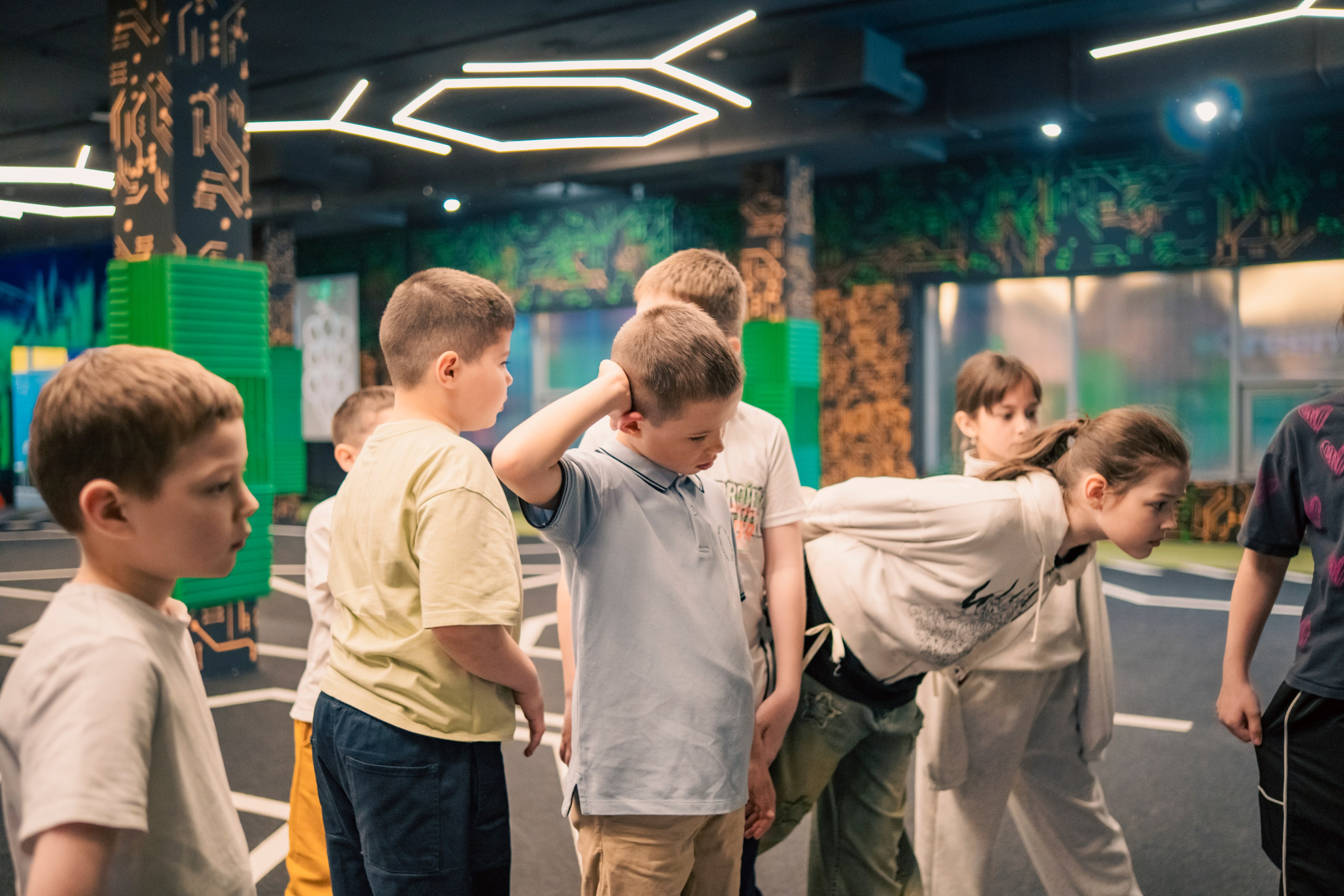 VR April-May. Felixtones