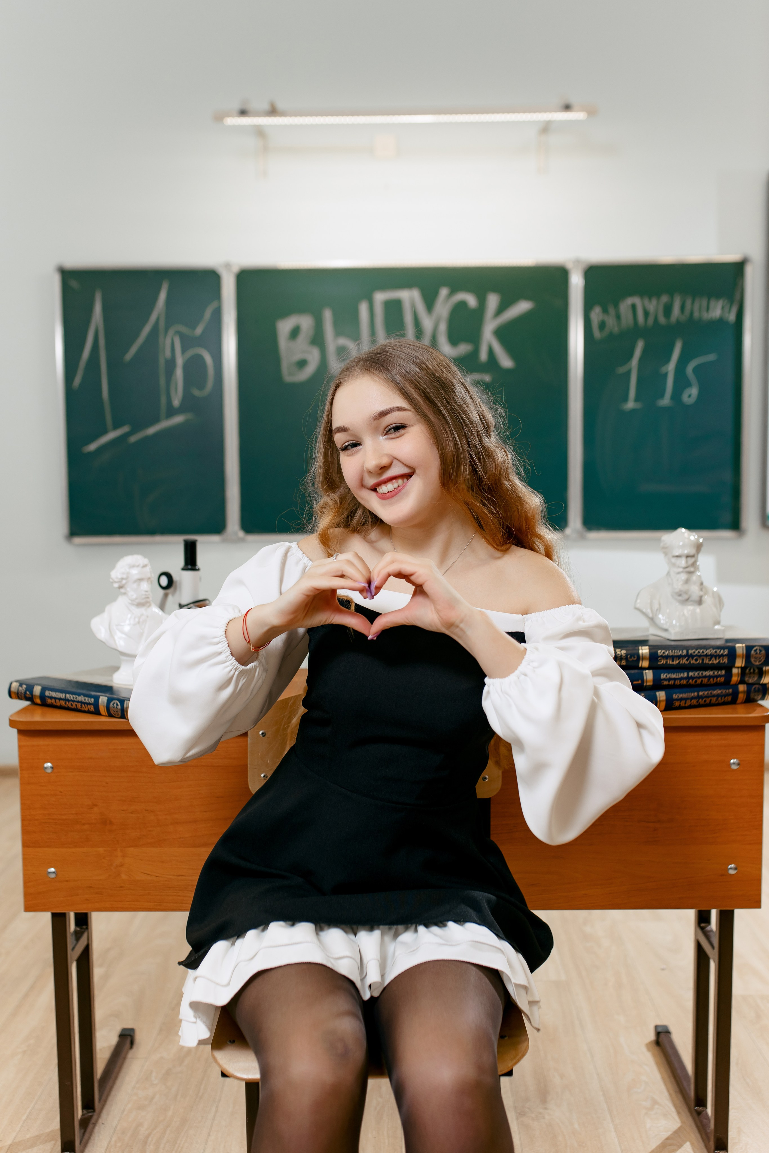 11 класс ЦО 4 Ефремов. Свадебный и семейный фотограф в Туле и области Маша Костина