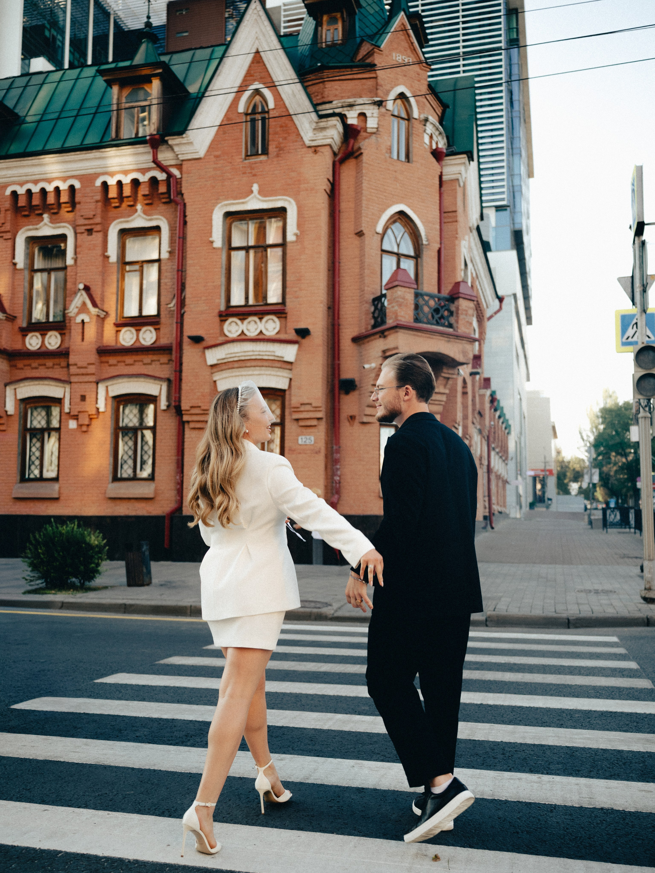 Кировский ЗАГС и съемка в ресторане. Фотограф Алена Банько