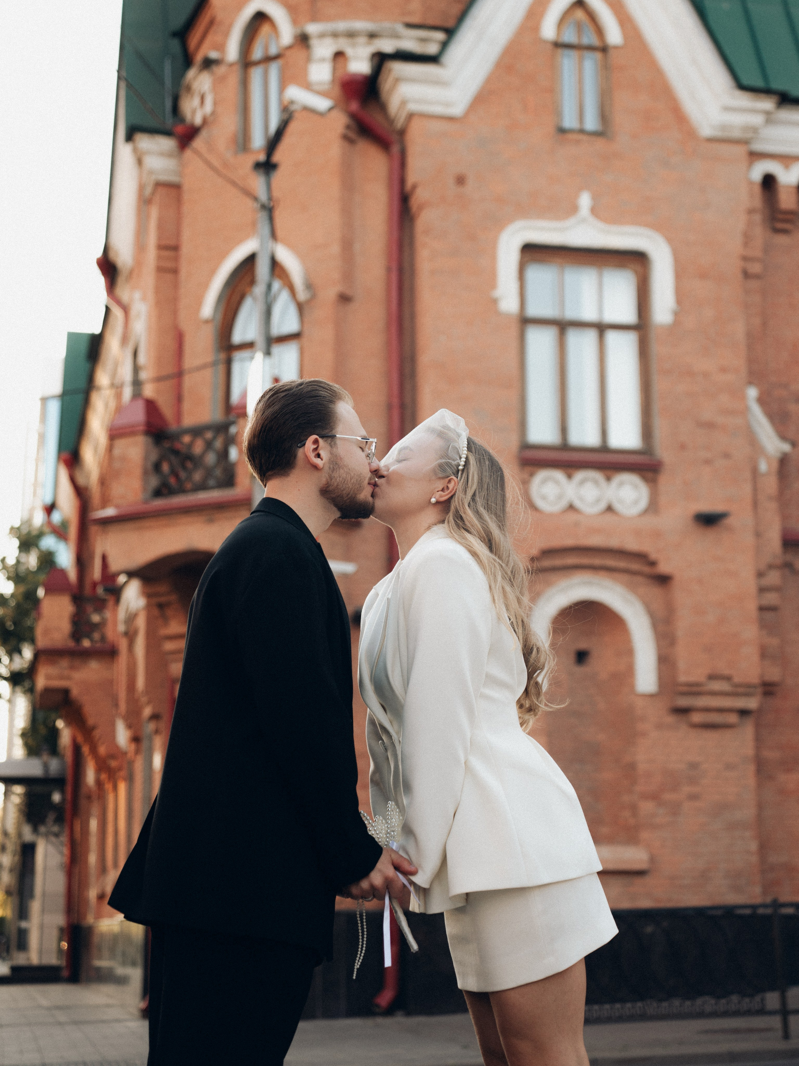 Кировский ЗАГС и съемка в ресторане. Фотограф Алена Банько