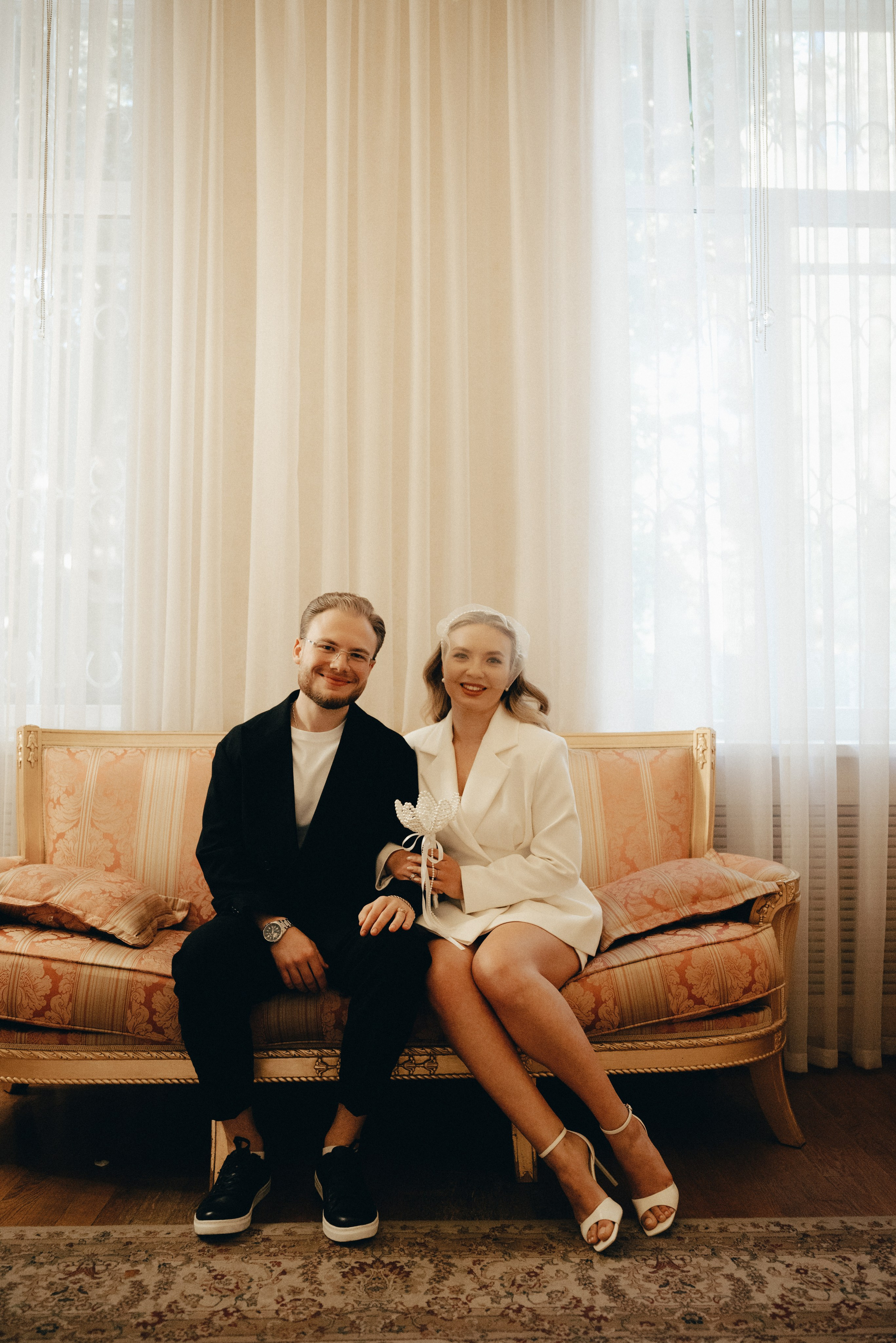 Кировский ЗАГС и съемка в ресторане. Фотограф Алена Банько