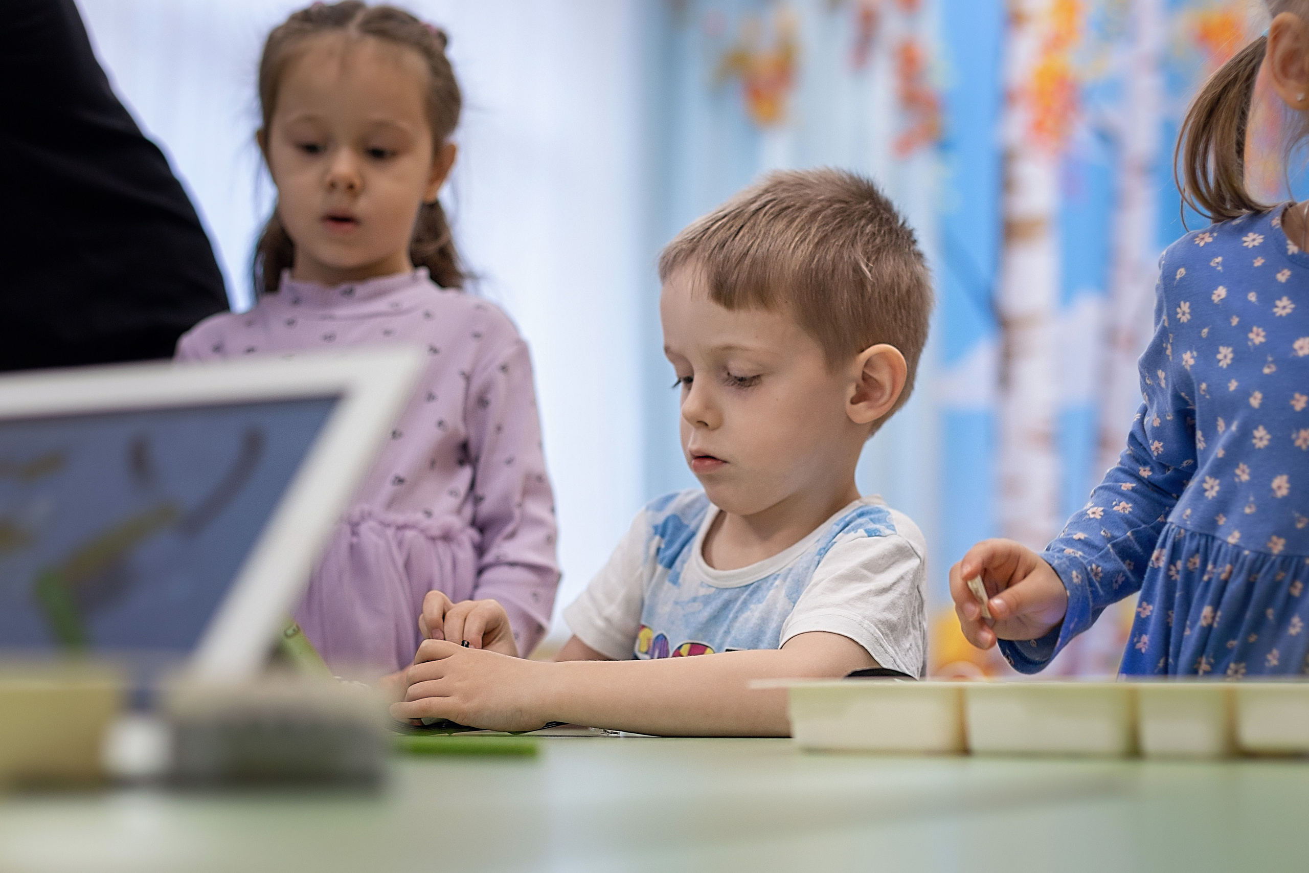 День в саду_ноябрь 2024. Семейный фотограф в Санкт-Петербурге