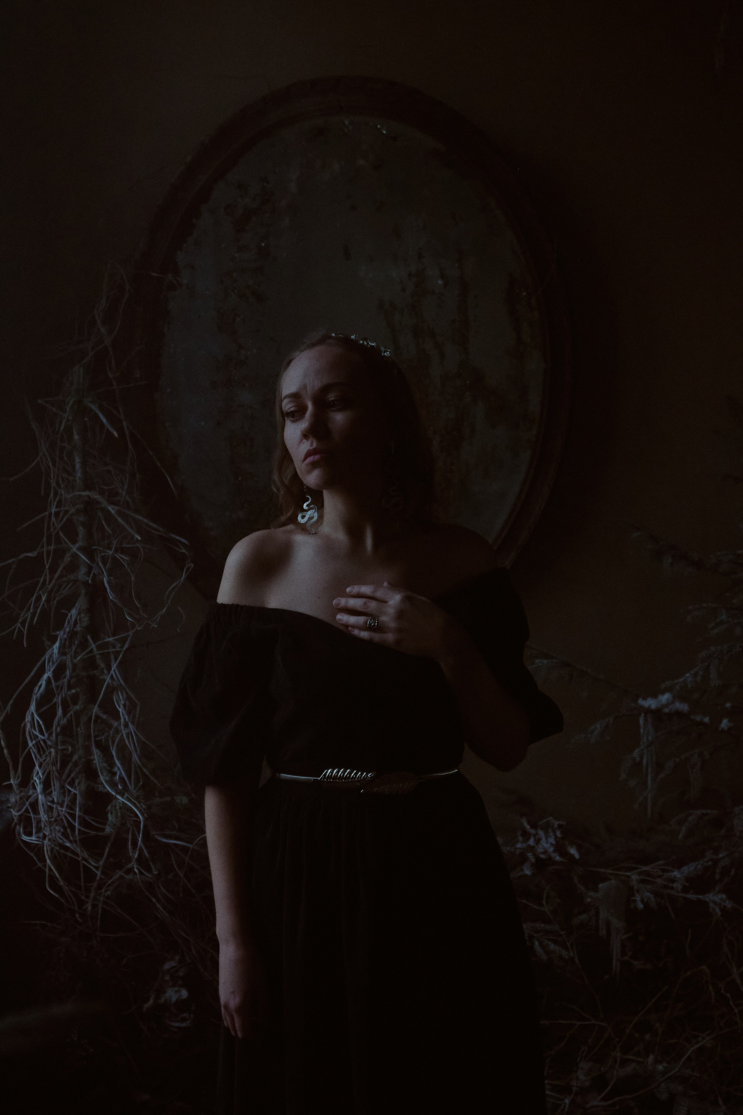 Тень. Фотограф лавстори Москва/МО Приятелева Ангелина