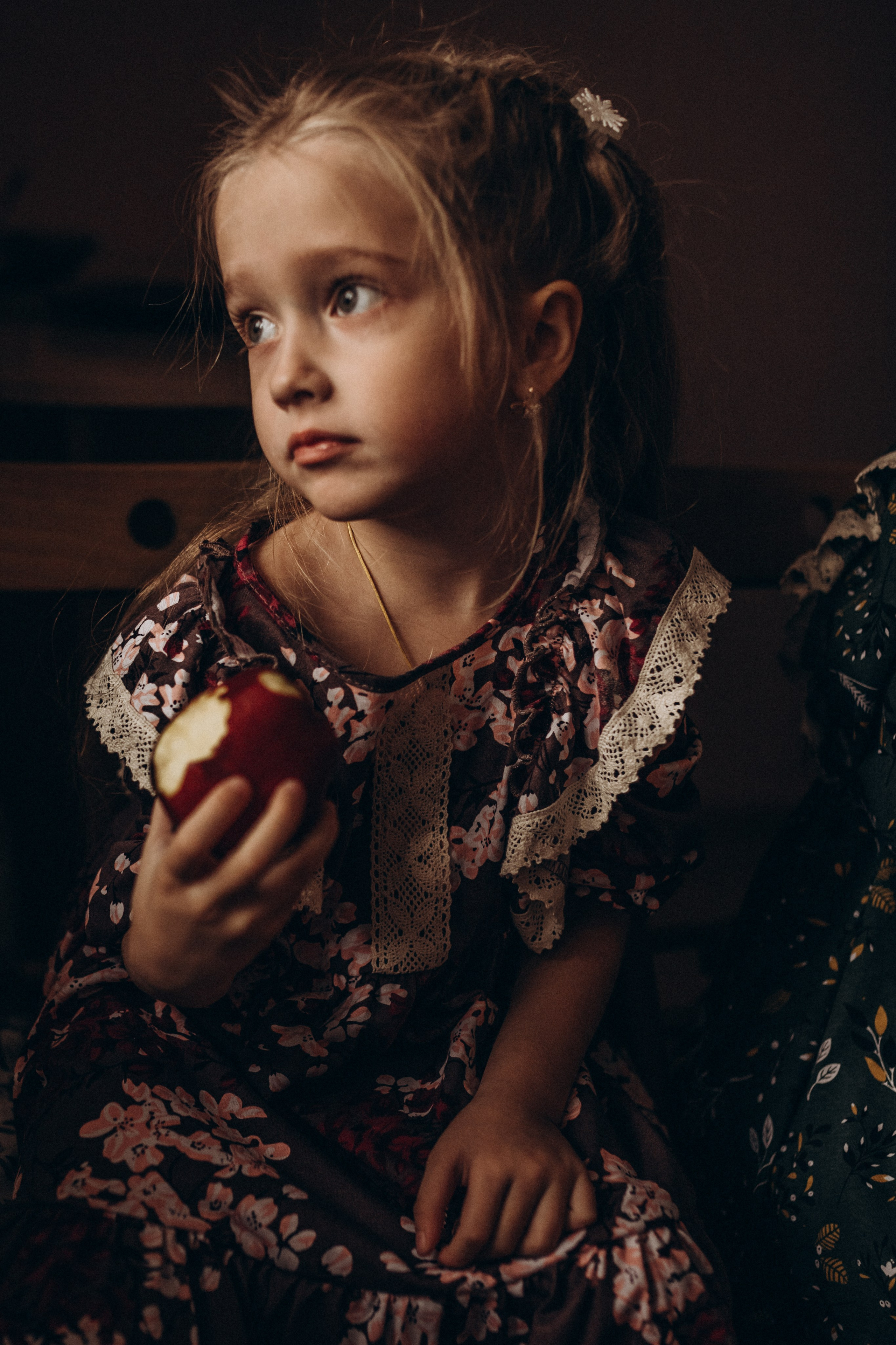 Бабушка с внуками. Семейный фотограф lifestyle в Новосибирске Елена Шпилевая