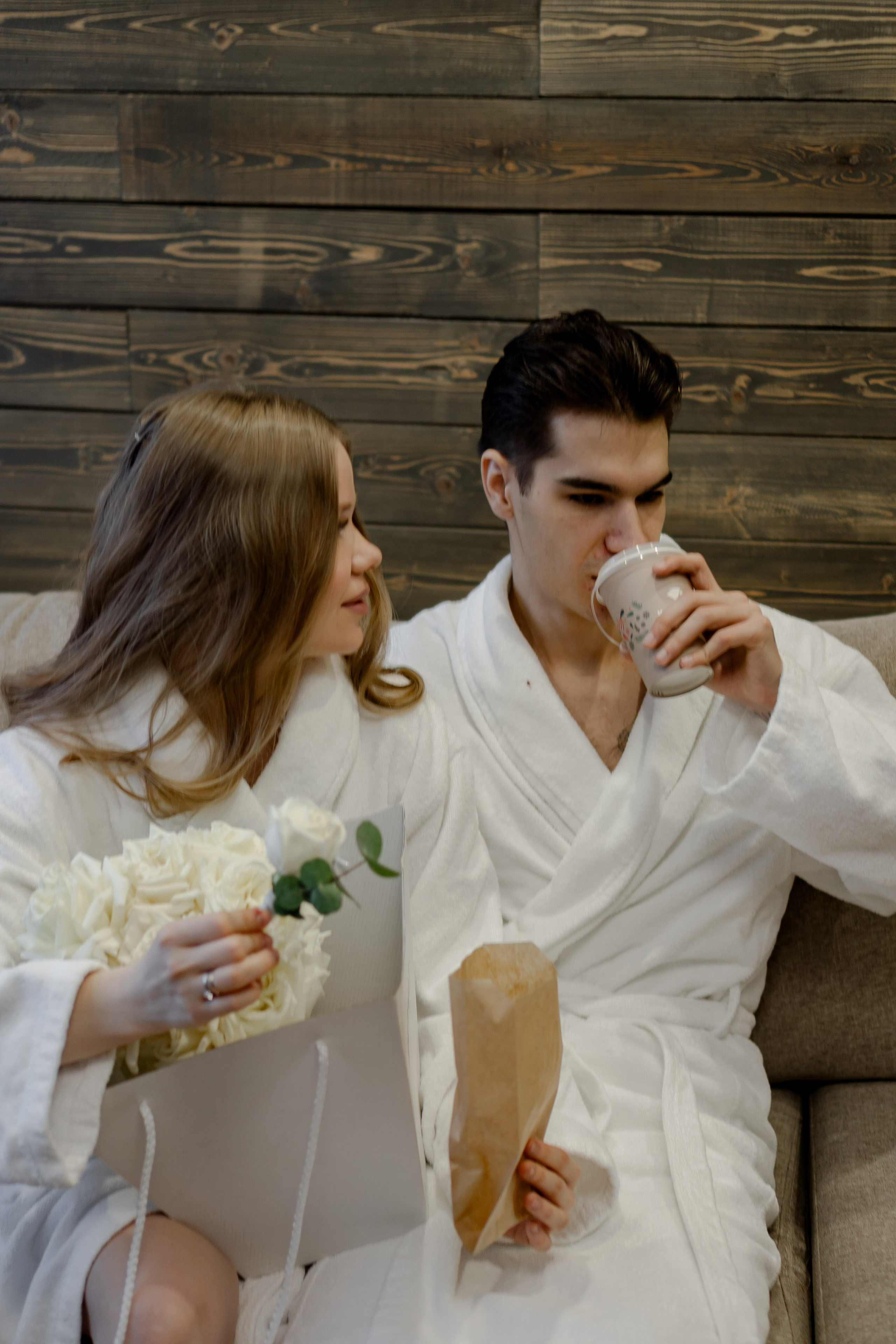 СВАДЕБНАЯ СЬЕМКА СБОРОВ В ОТЕЛЕ И ВЫЕЗД НА ЦЕРЕМОНИЮ (СНЯТО В СИБИРЕ В НИЖНЕВАРТОВСКЕ). Профессиональный фотограф, Санкт-Петербург — Виктория Богомолова