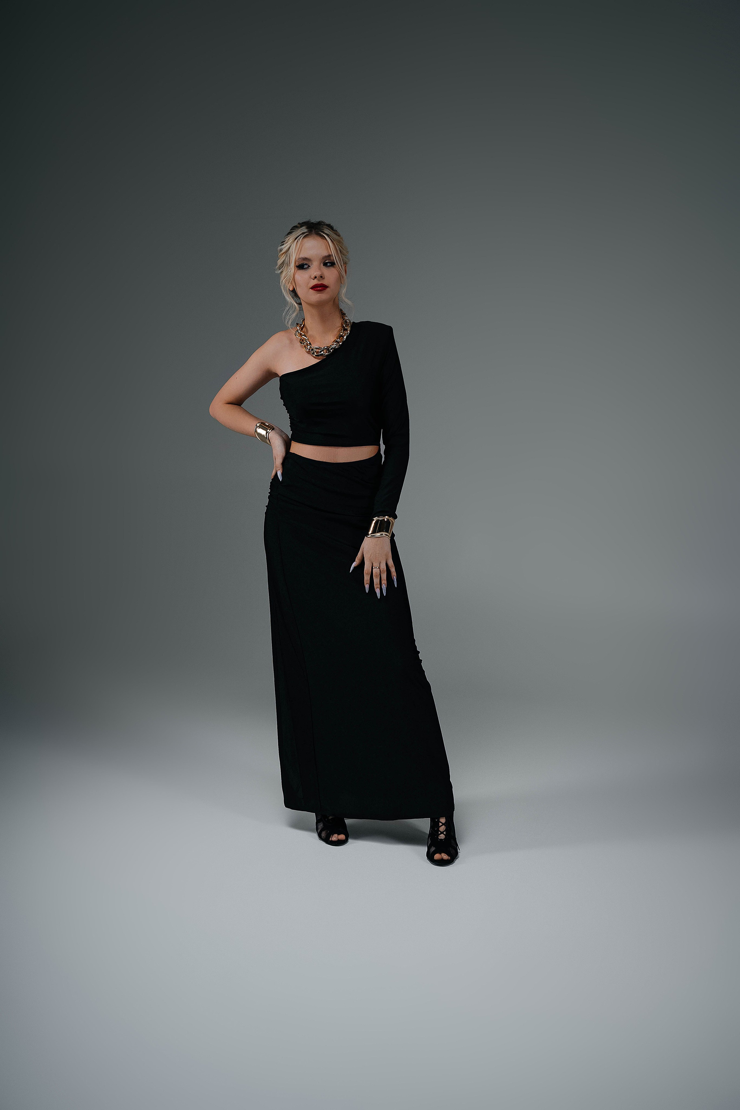 Студийный минимализм. Виктория Алпеева — фотограф по любви