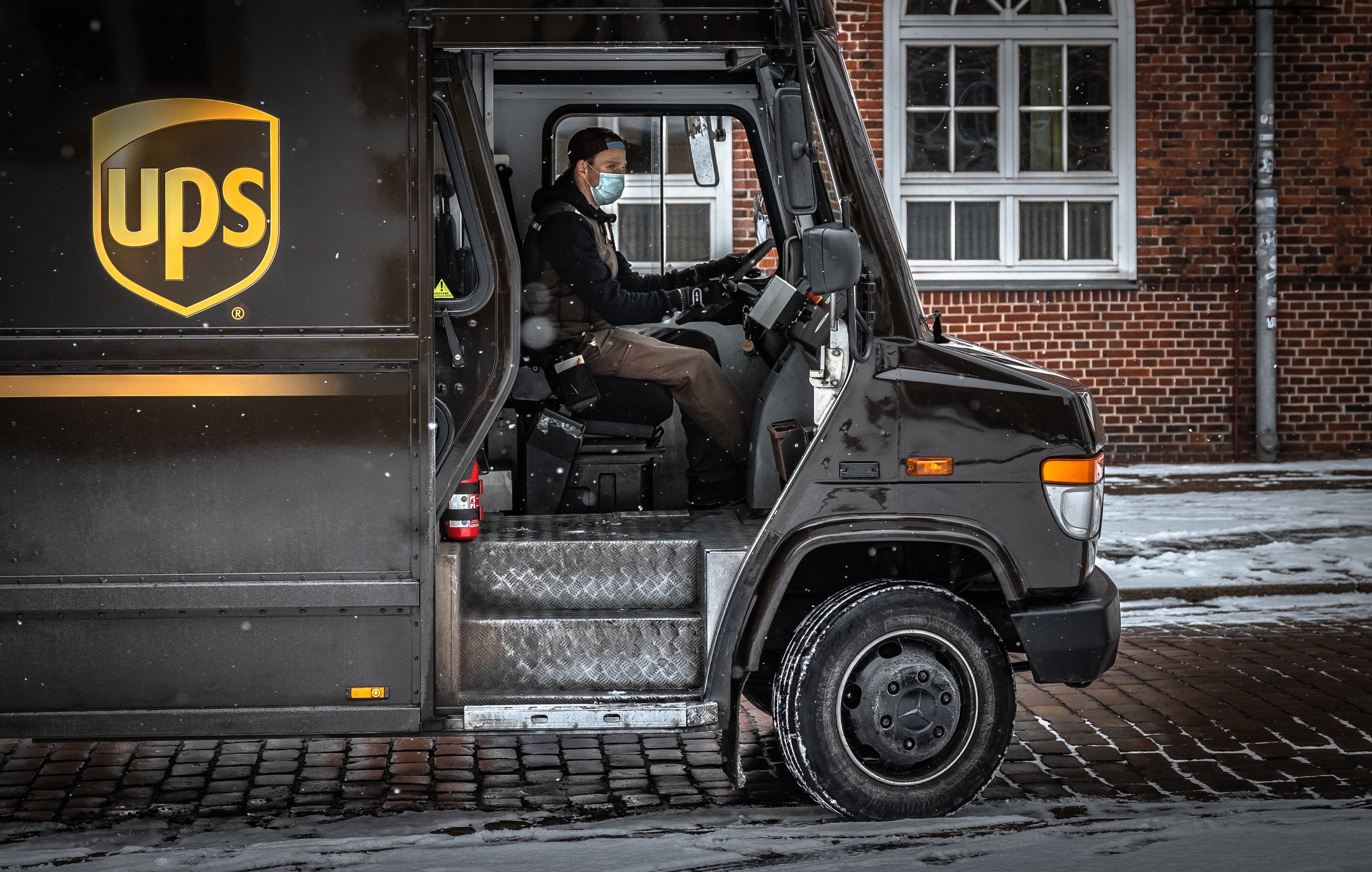 STREET. NE Cinema — backstage and reportage photography in cinema, music, Automotive and sport