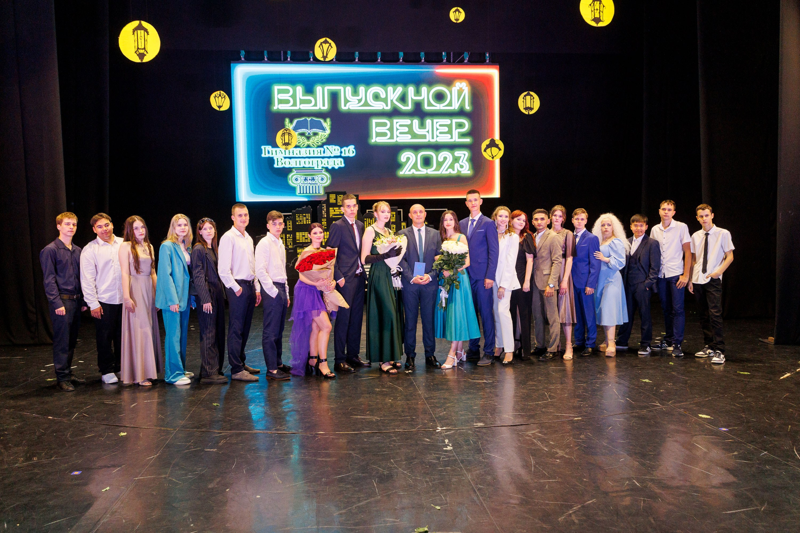 Выпускной — 2023 г. Фотограф Шейдаев Эмин г. Волгоград