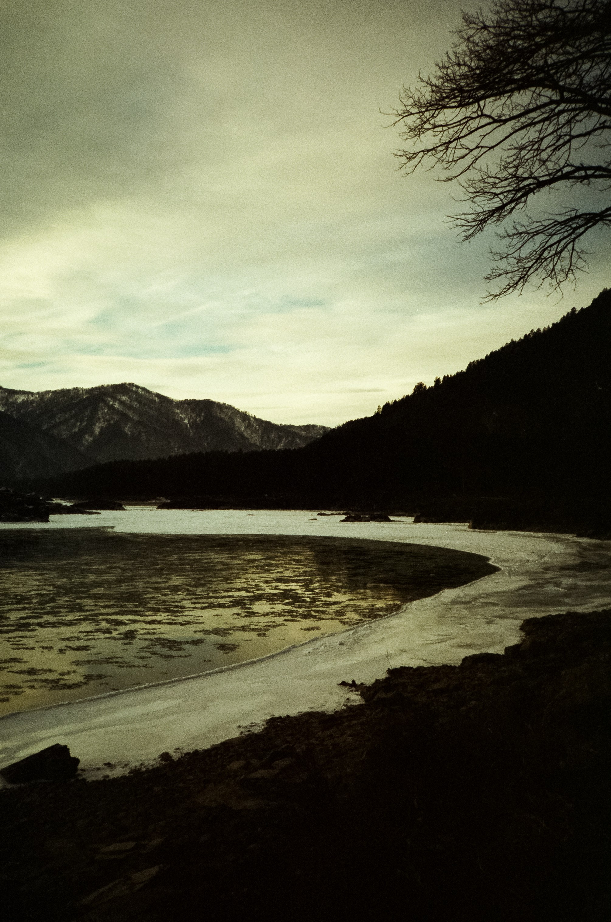 Дорога в сторону Сада Пионов, база Сила Алтая / 15 — 16 декабря 2023 г