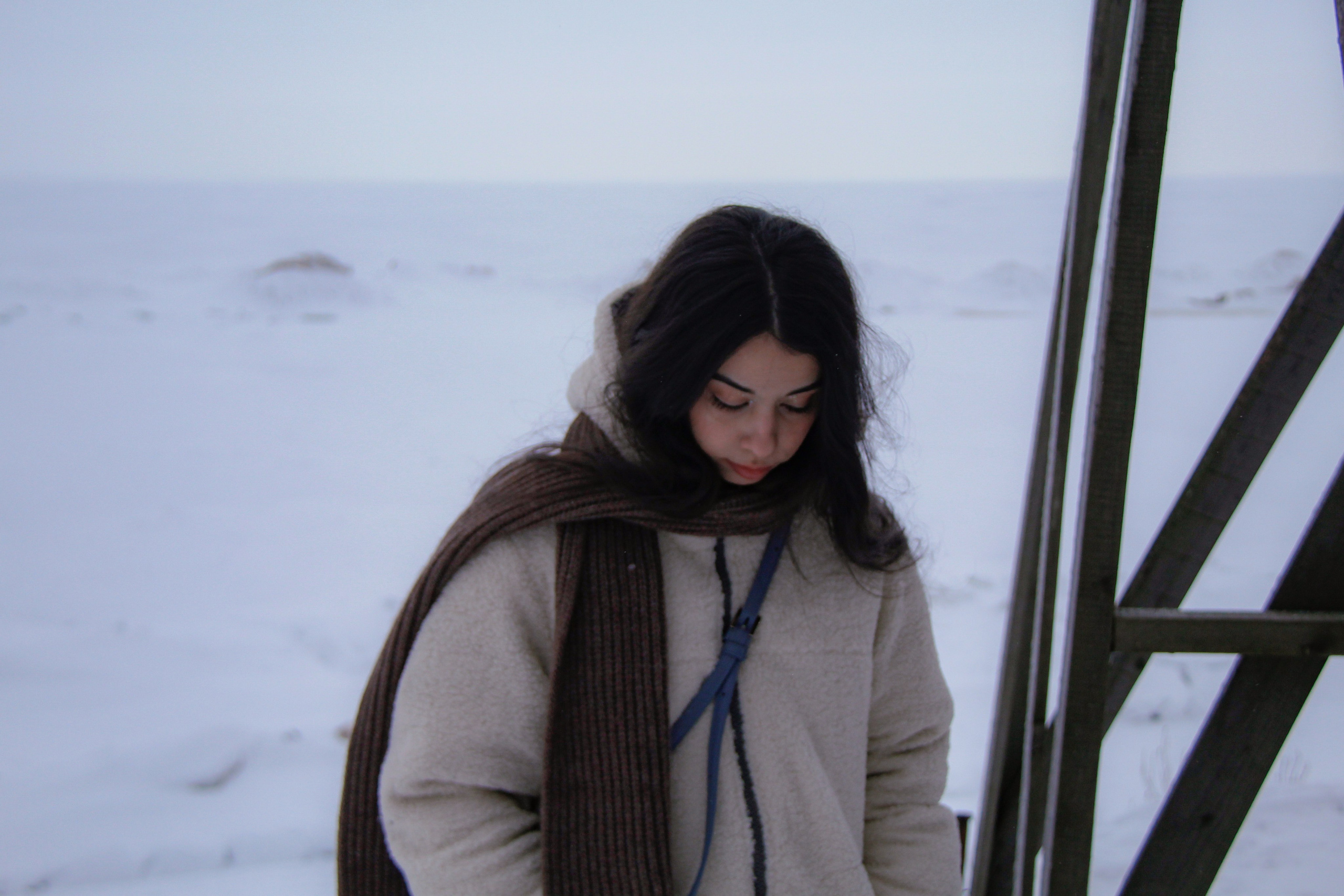 Зимние ветры дуют с озера. Натали. Janie valde |photographer & visual artist