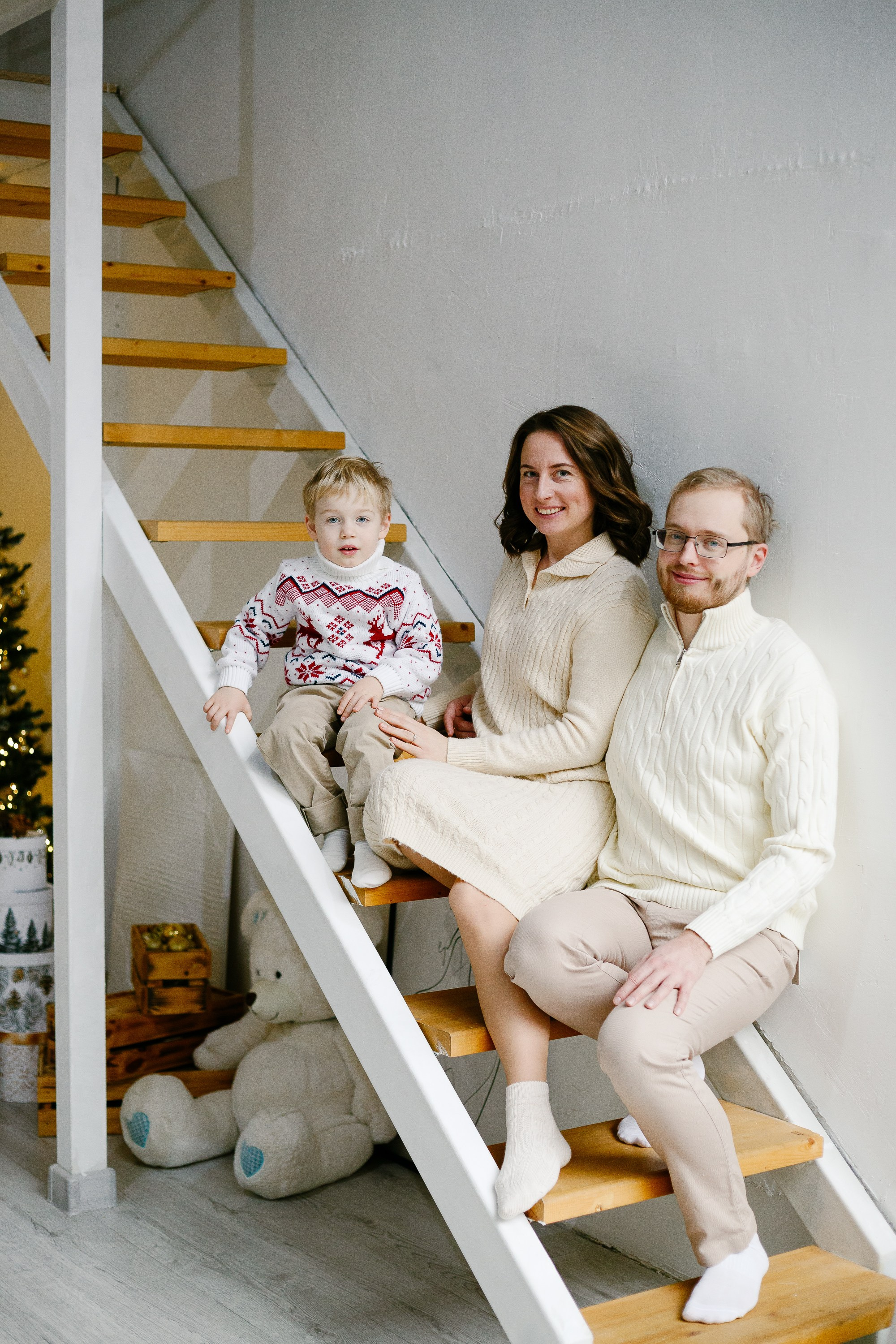 Новогодняя семейная фотосессия в студии