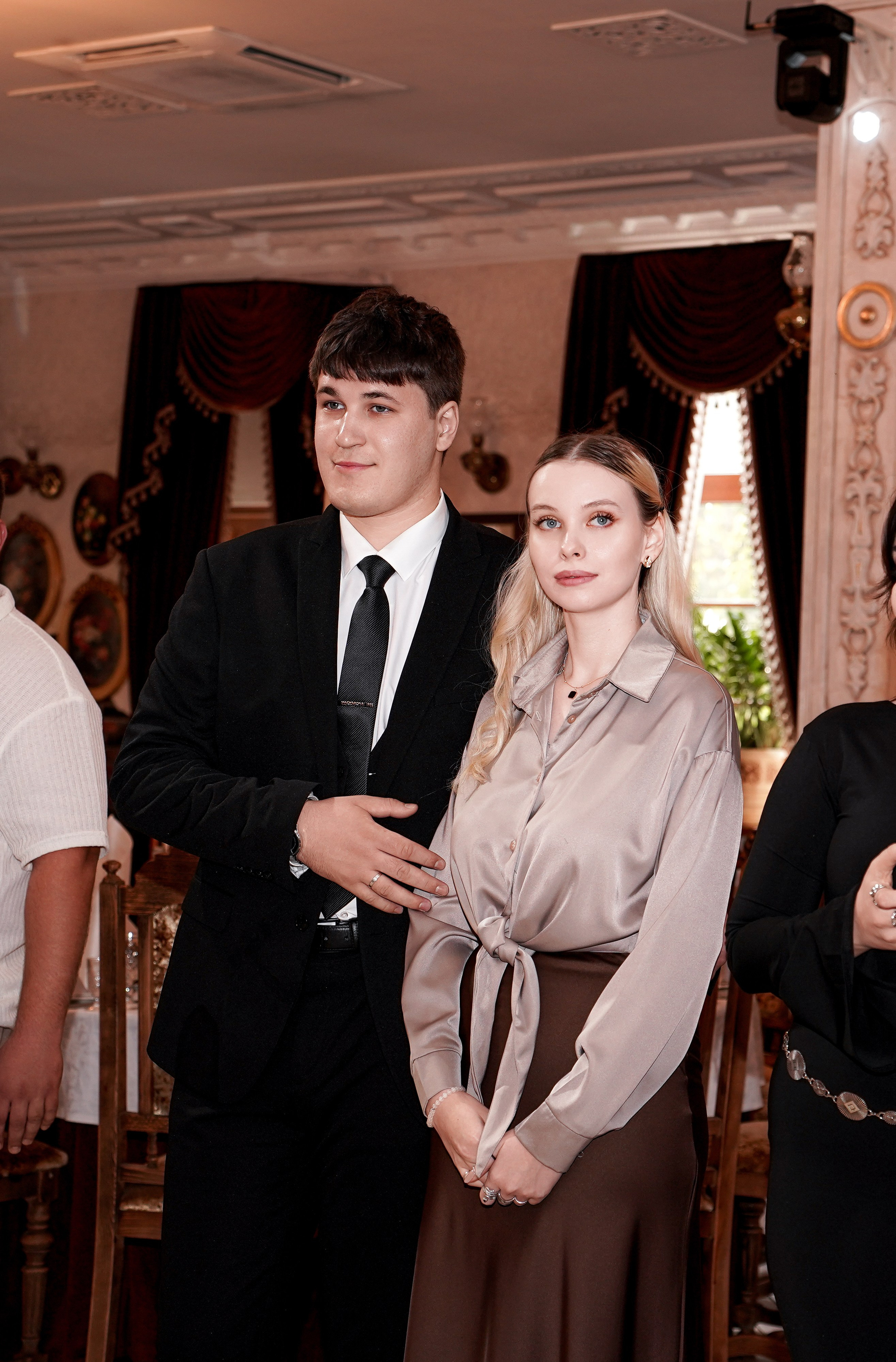 Банкет в Атаманской усадьбе. Свадебный фотограф в Ростове-на-Дону. Таинство Крещения и Венчания, семейные фотосессии. Алёна Чёботова