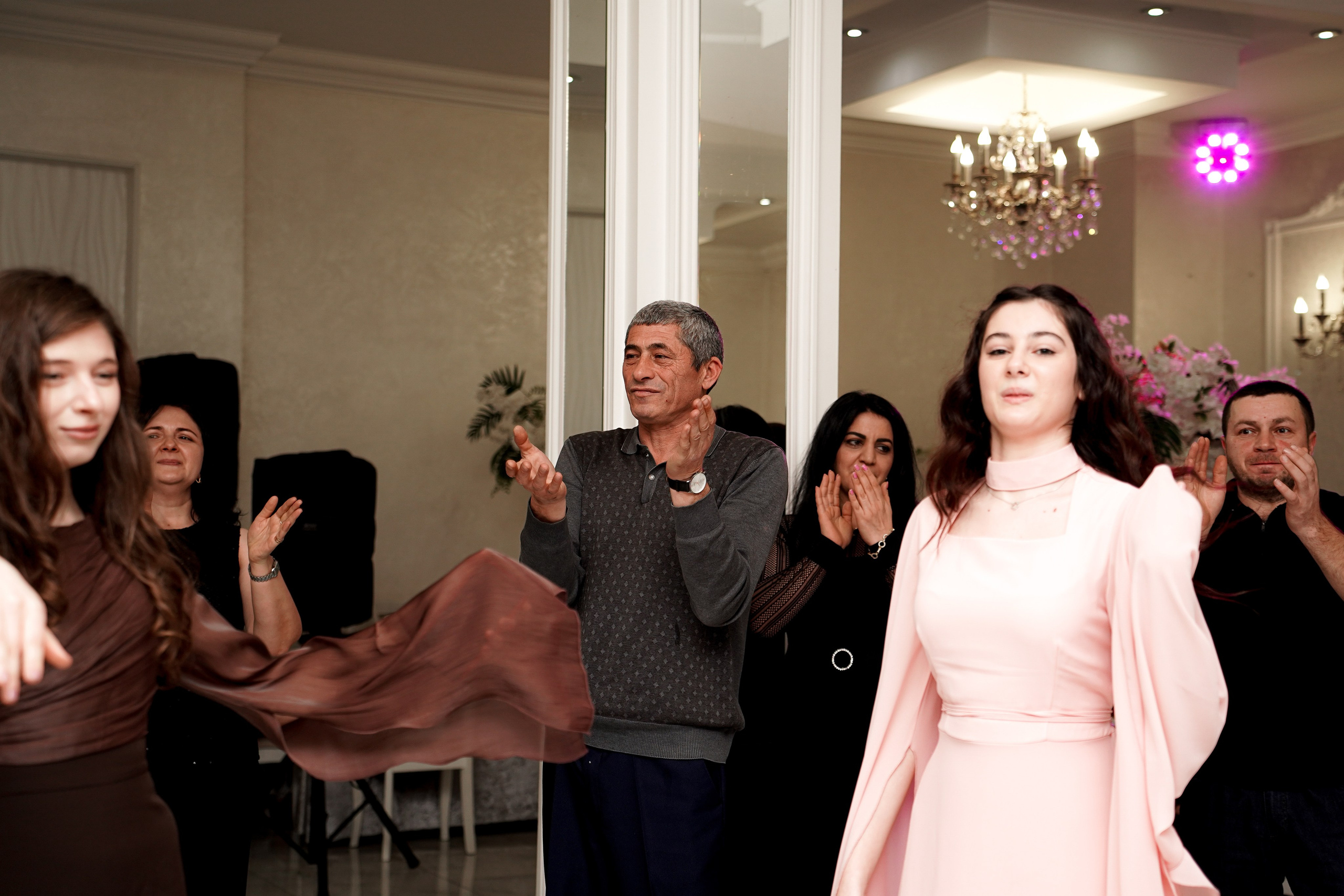 Сватовство. Свадебный фотограф в Ростове-на-Дону. Таинство Крещения и Венчания, семейные фотосессии. Алёна Чёботова