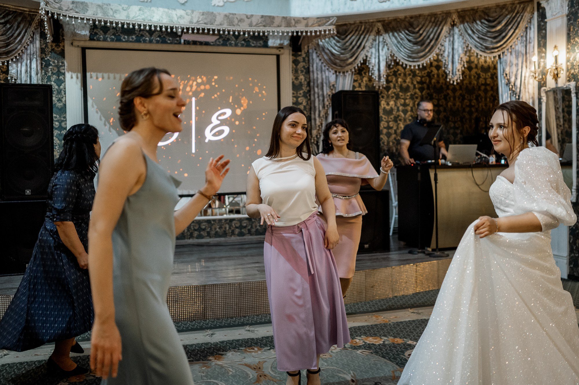 Вячеслав и Екатерина. Свадебный фотограф в Тюмени Анастасия Конева