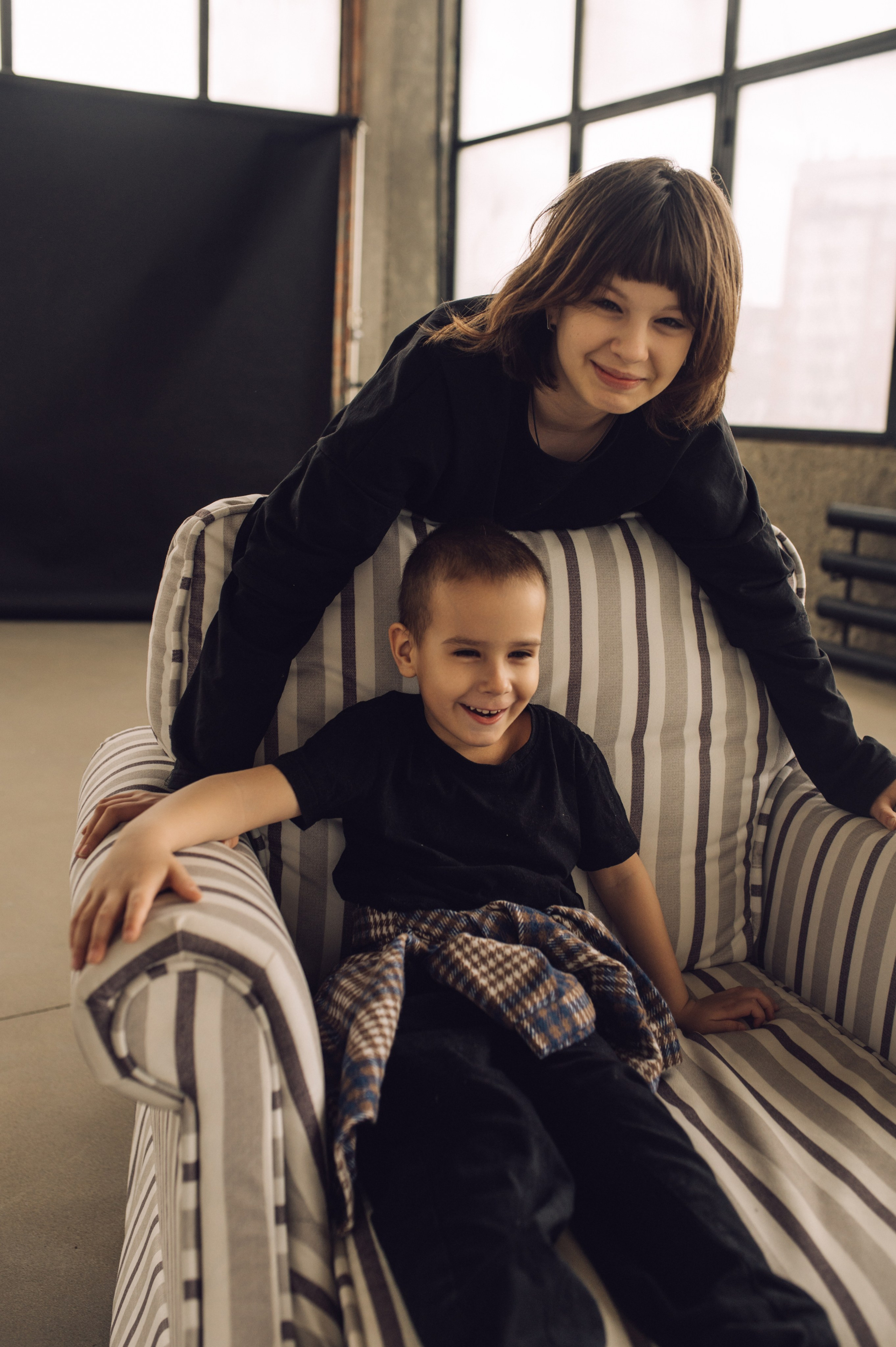 Наташа, Маша и Ванюшка. Фотограф Мария Стрелкова