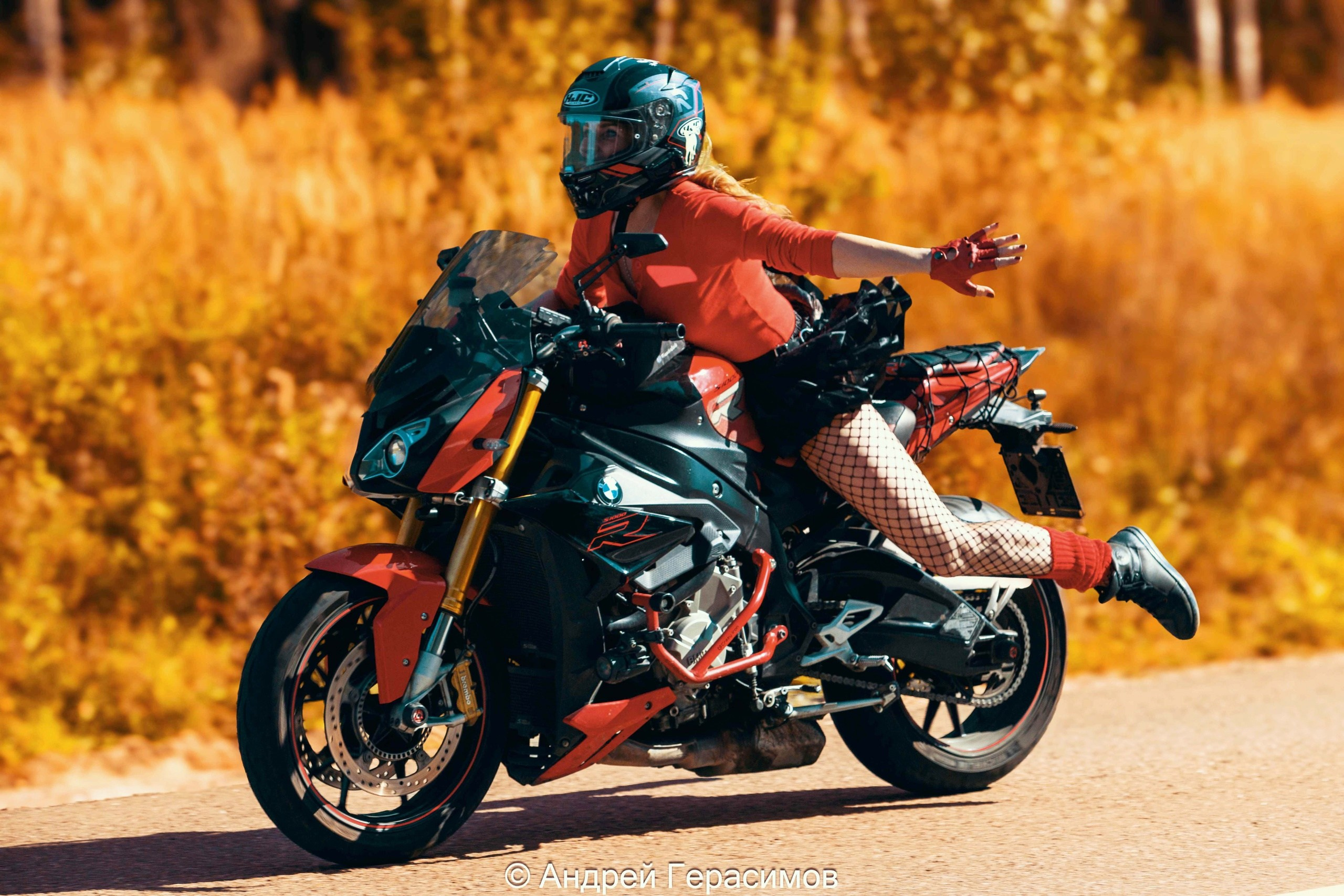 Фотосессии с мотоциклами. Спортивный и женский фотограф и видеограф в Завидово и Конаково Андрей Герасимов