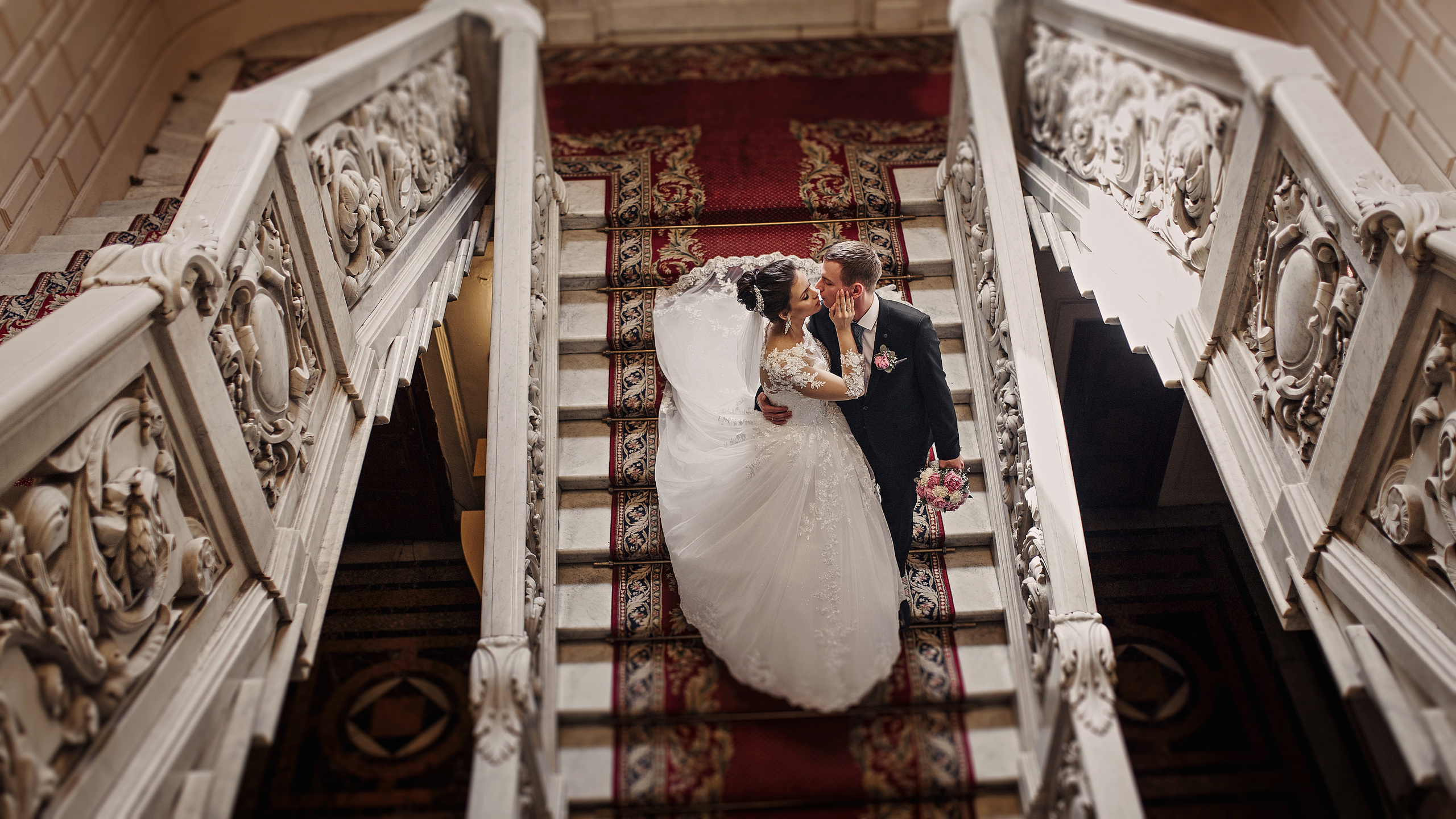 Свадебные съемки. Fashion и контент-фотограф в Москве Антон Попелнуха