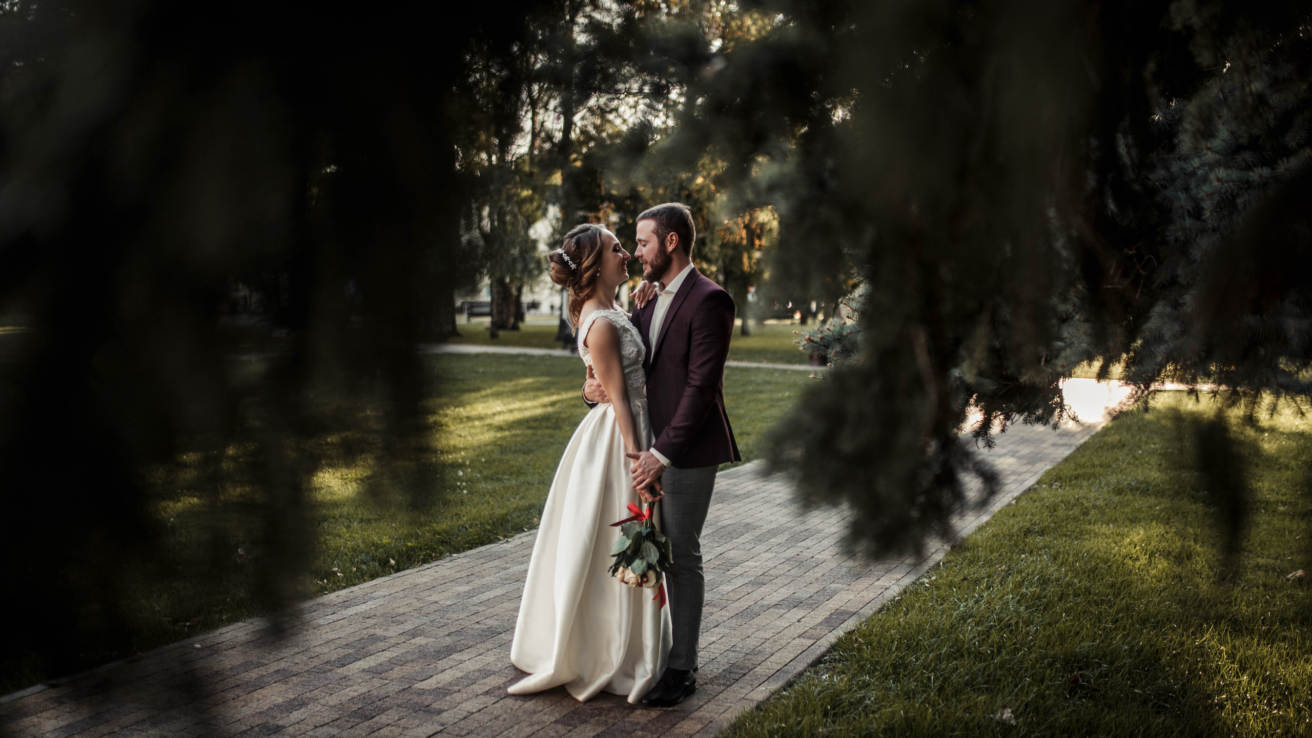 Свадебные съемки. Fashion и контент-фотограф в Москве Антон Попелнуха