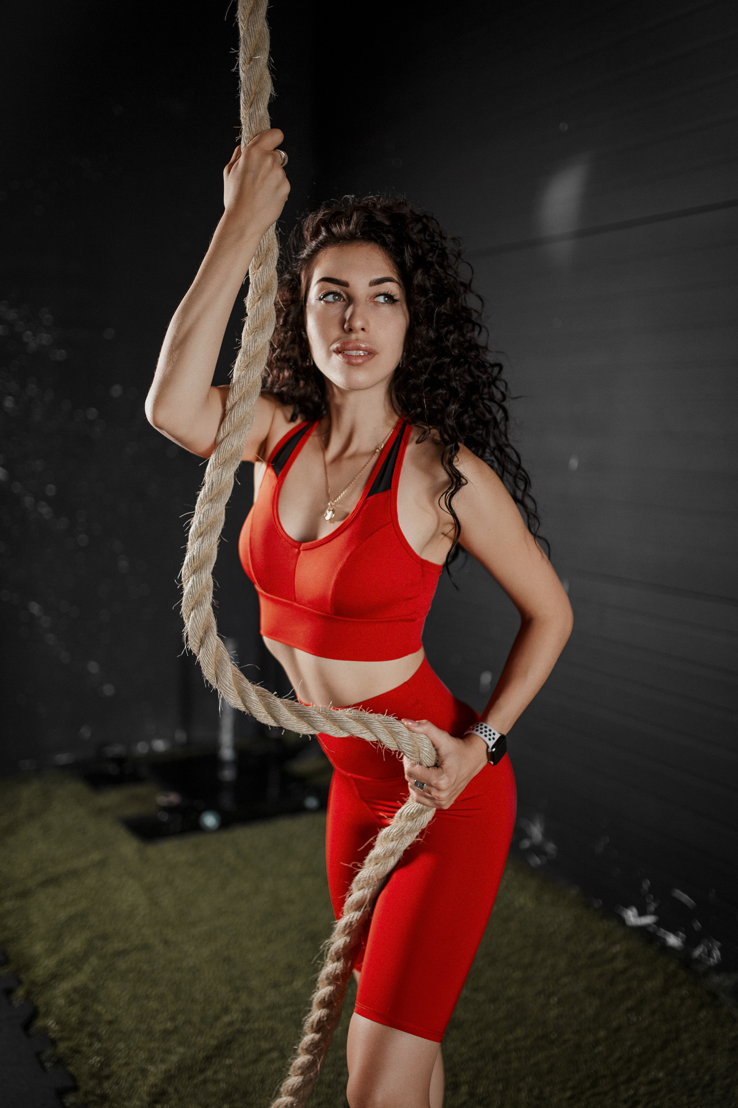 Рекламные съемки брендов. Fashion и контент-фотограф в Москве Антон Попелнуха