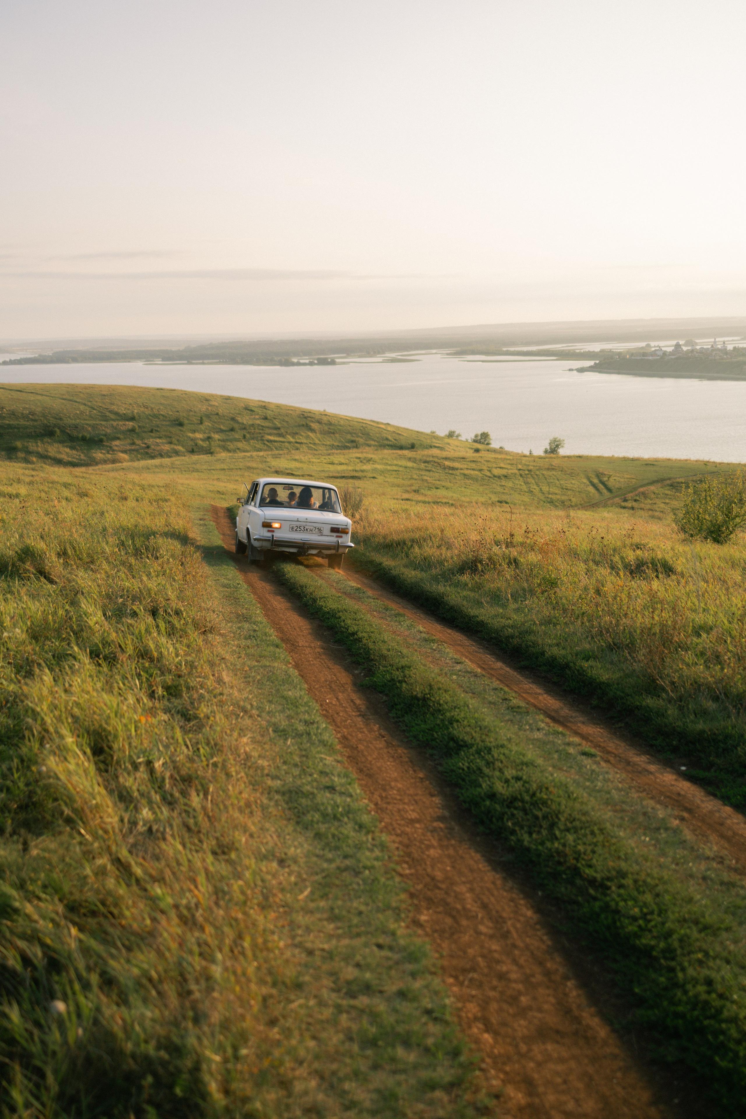 На смотровой. Фотограф Зарина. Казань