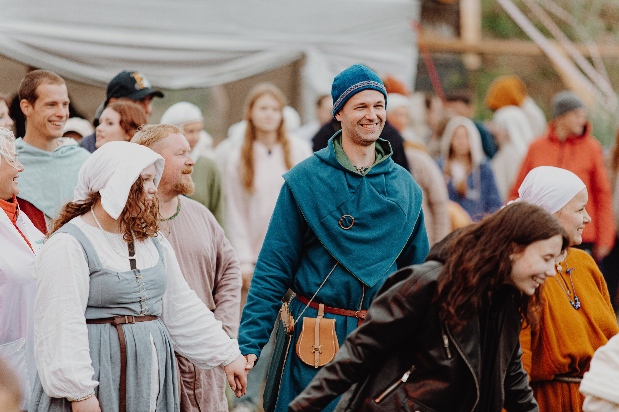 Фестиваль «Абалакское поле» XVI. Арт-фотограф Крис Л. в Тобольске: портрет, семейные, свадьбы