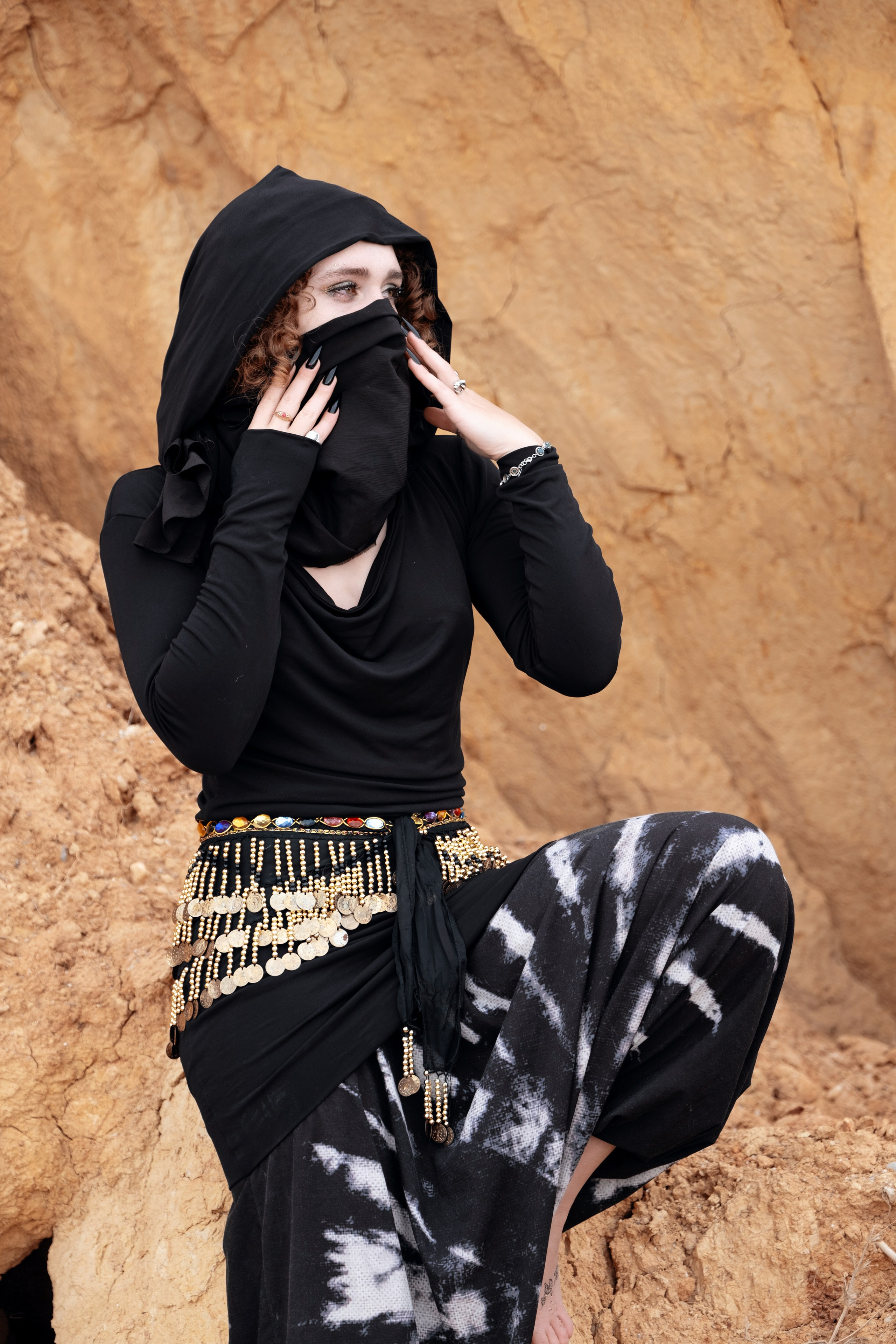 Арабская Эстетика. Профессиональная фотосъемка в Крыму. Натуральные эмоции и живые кадры. Забронируйте дату прямо сейчас!